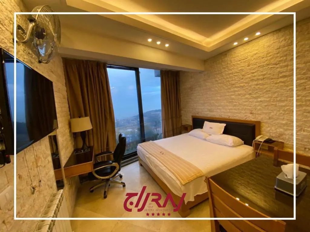 Deluxe Double Room with Sea View in Raj Hotel