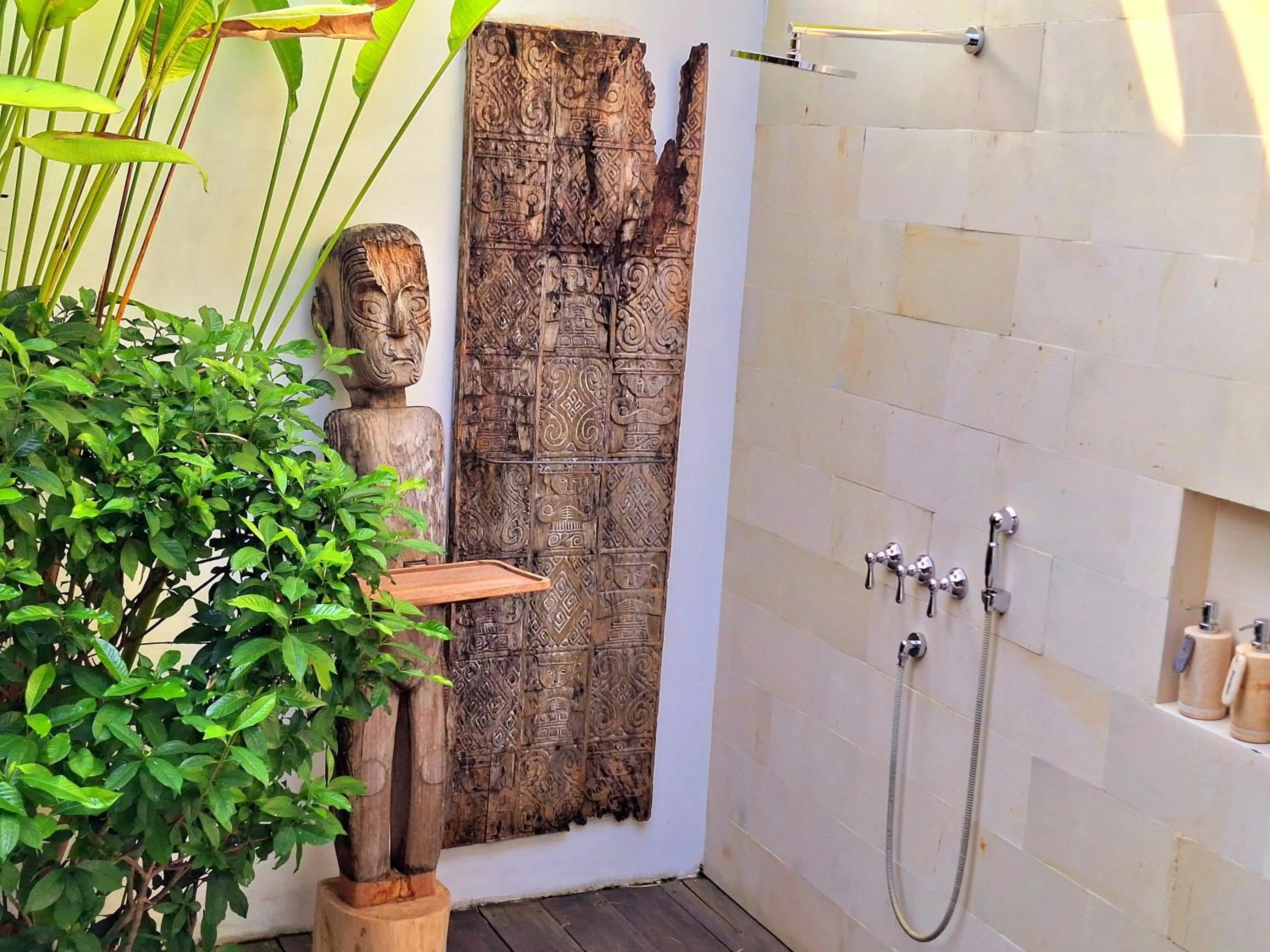 Shower in Villa Naty Canggu - 6 Bedrooms Luxury Villa