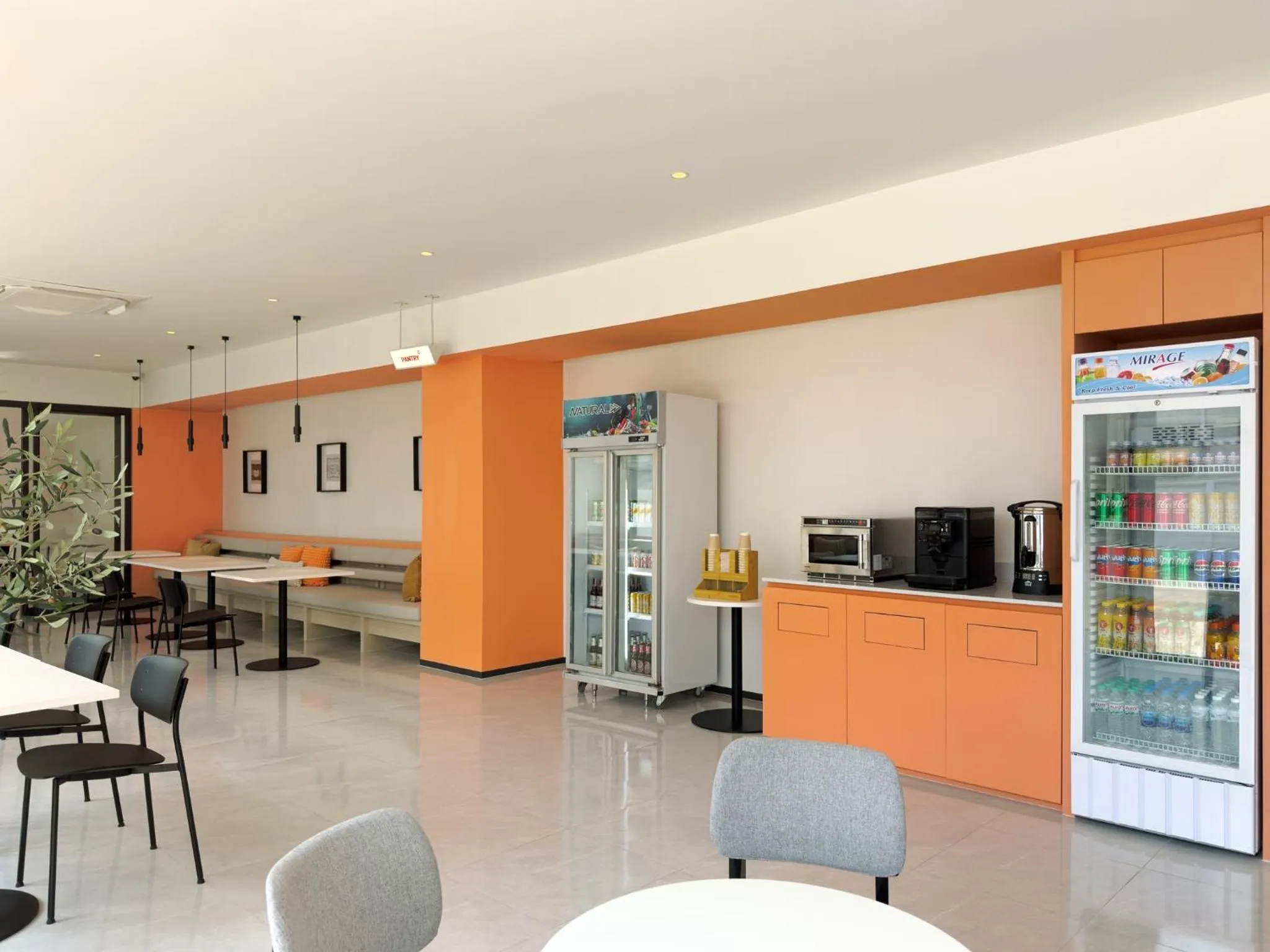 Coffee/tea facilities in Fortune D Hotel Maesot