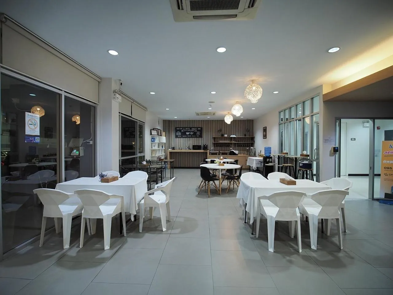 Restaurant/places to eat in Fortune D Hotel Maesot
