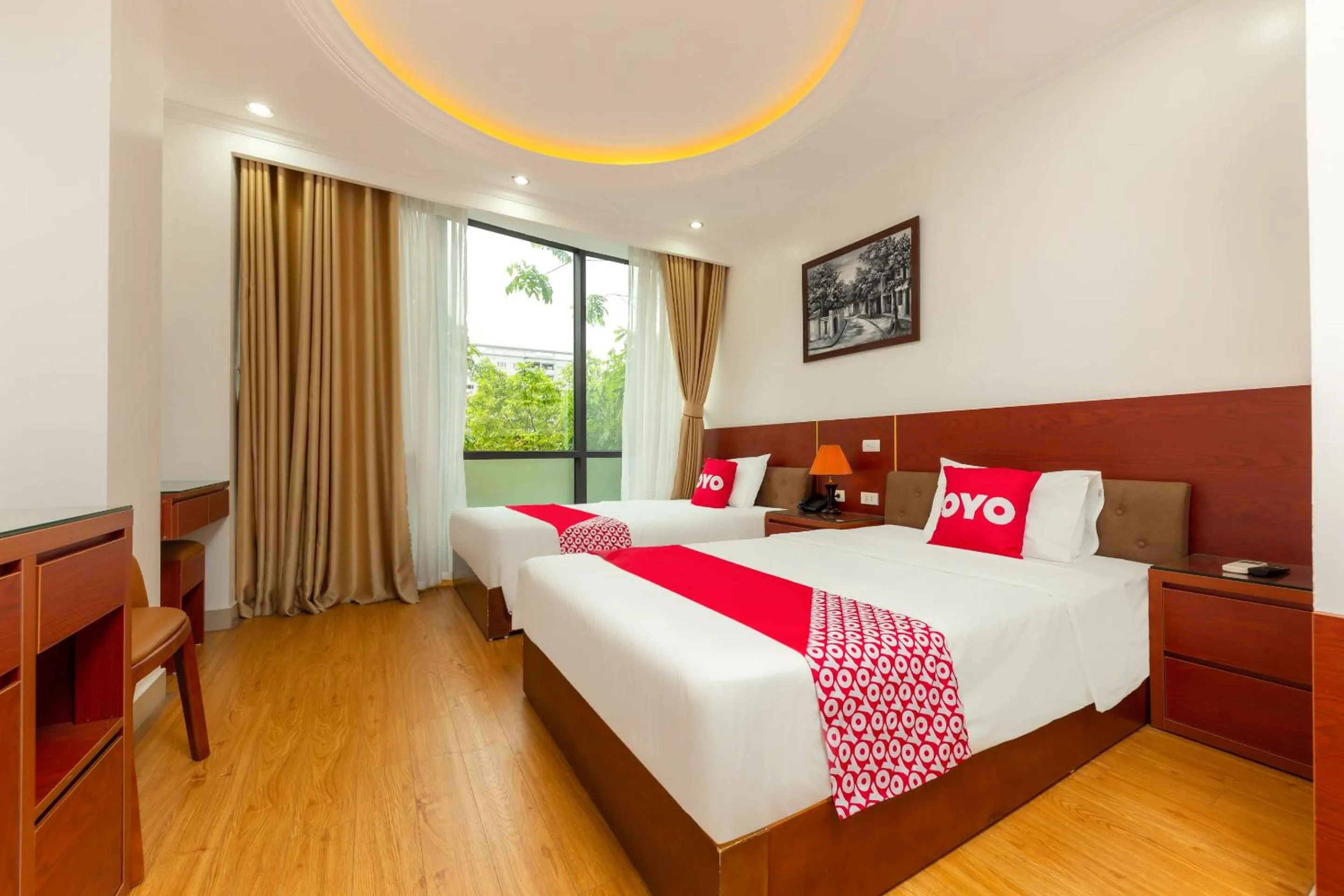 Bedroom, Bed in Super OYO Capital O 387 Bach Duong Hotel