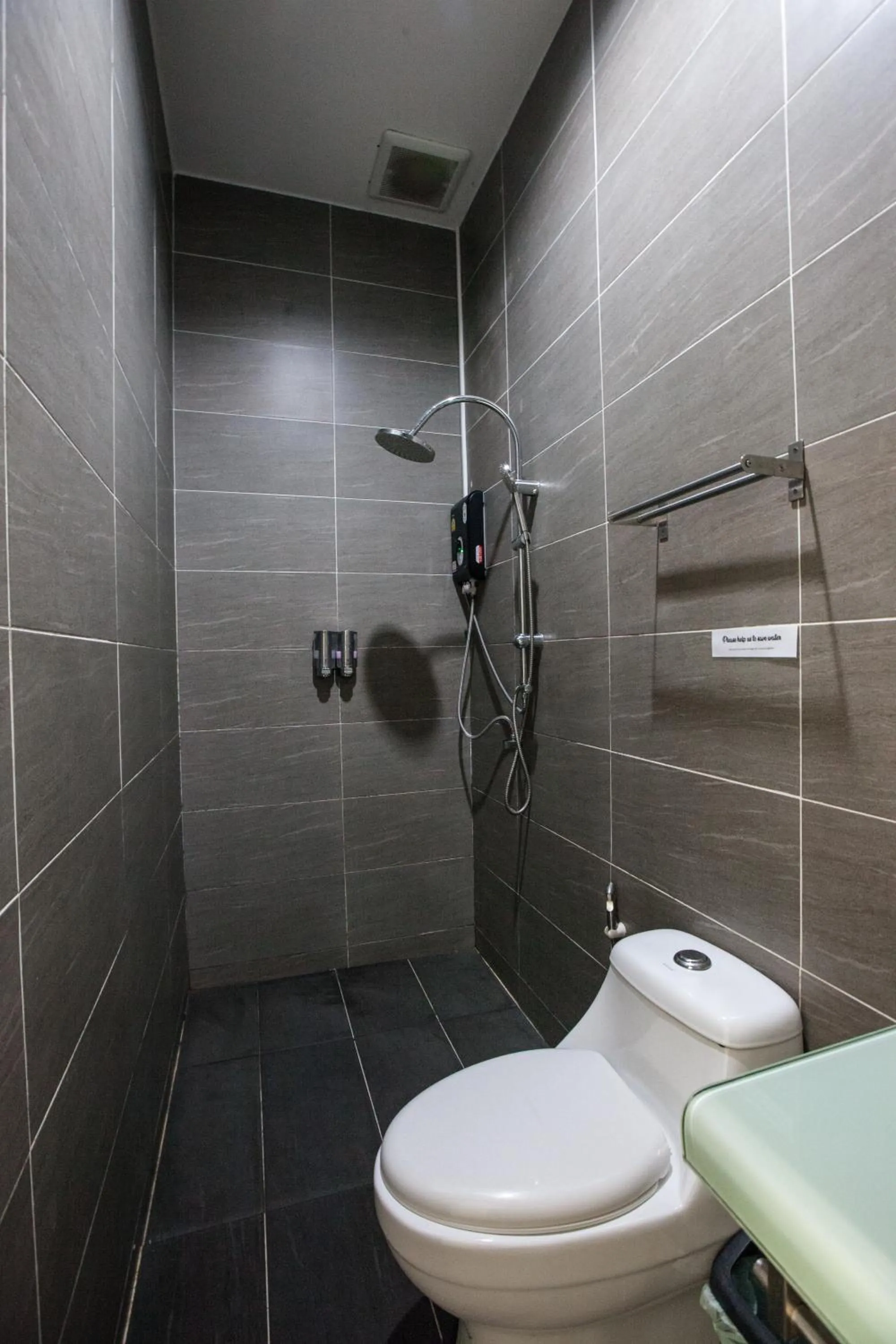 Shower in Blue Moon Samed