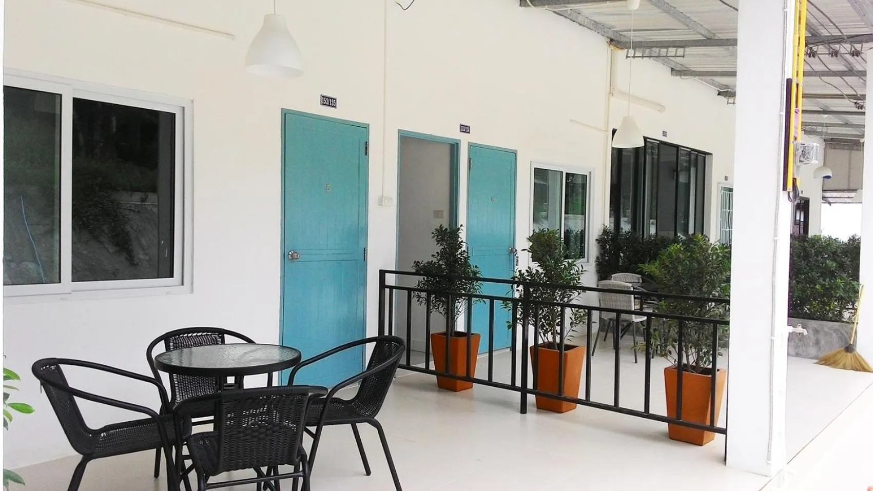 Patio in Blue Moon Samed