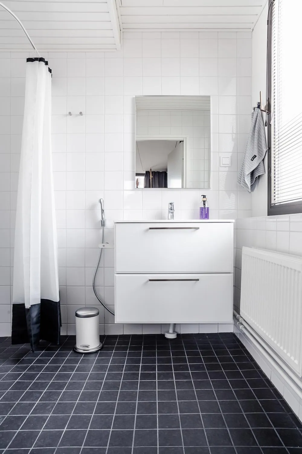 Bathroom in Hostel Café Koti