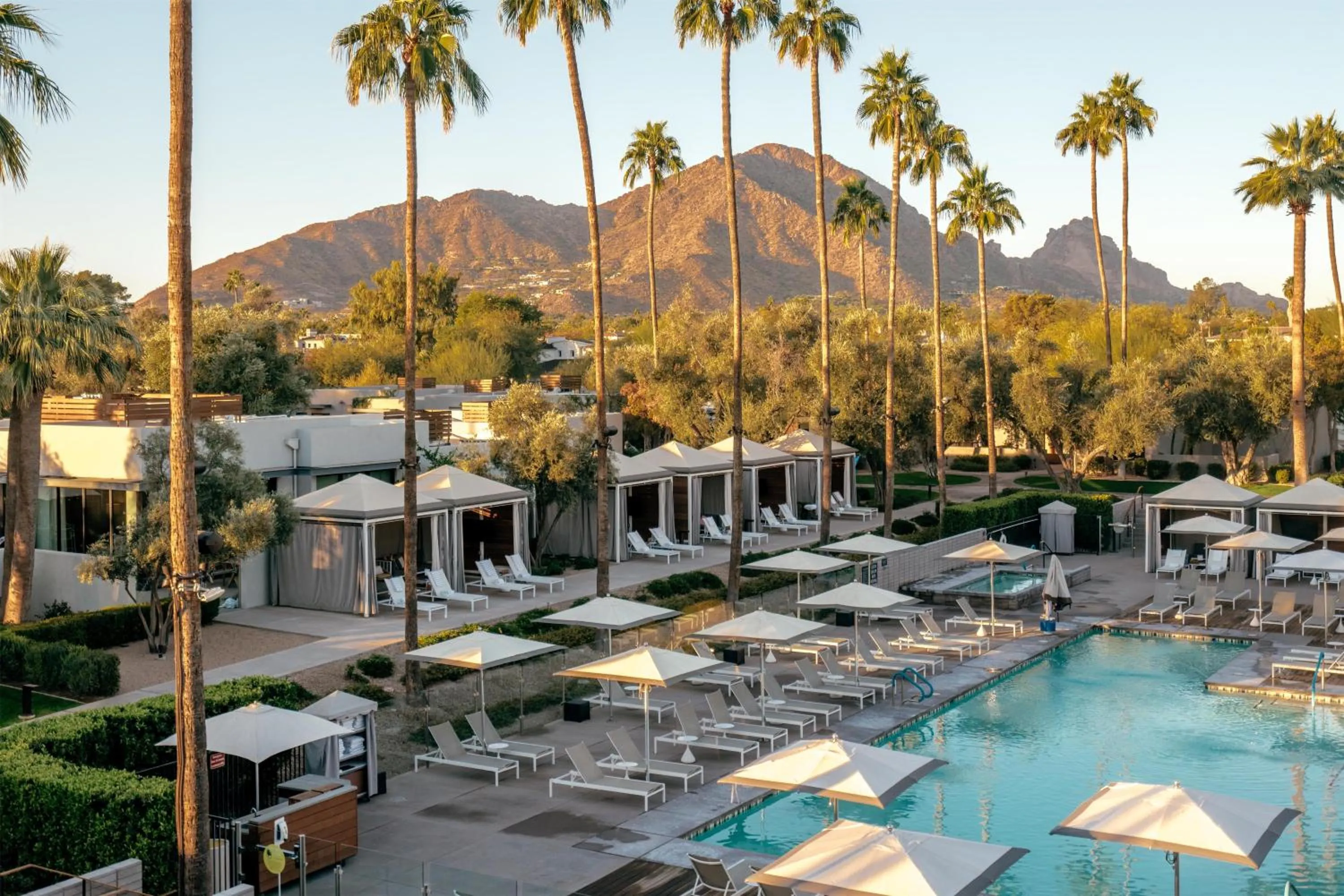Swimming pool in Andaz Scottsdale Resort & Bungalows
