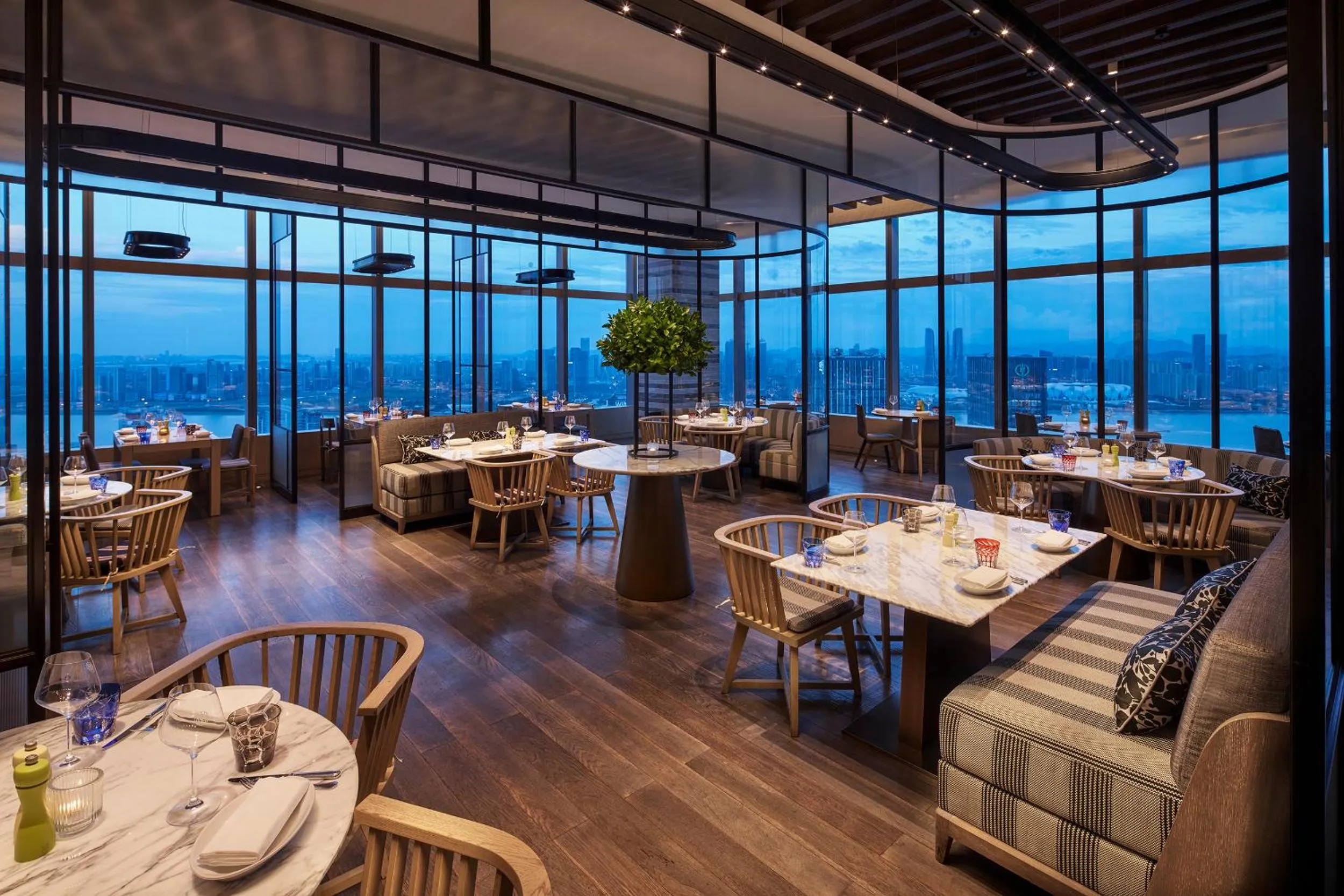 Restaurant/places to eat in Park Hyatt Hangzhou