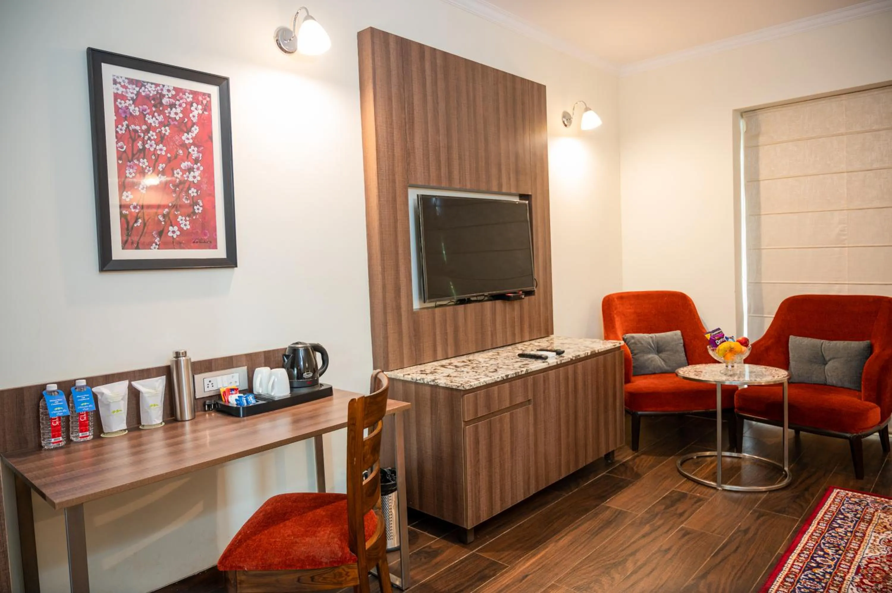 TV and multimedia in La Oasis by Meraden ,Goa