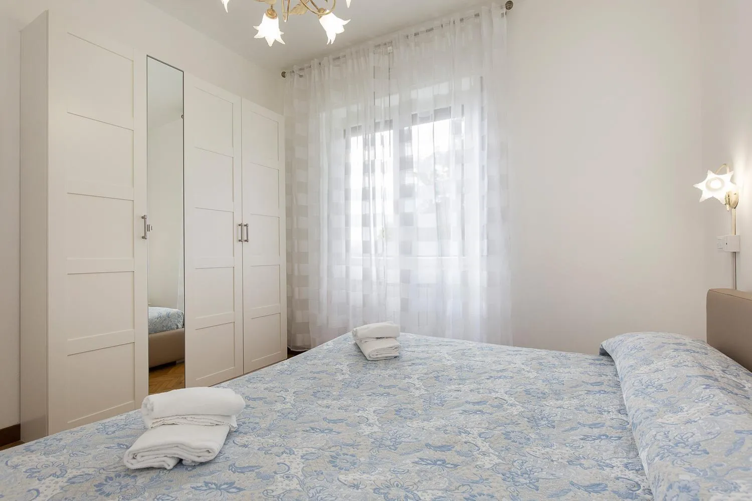 Bed in Rampolina view by Impero House