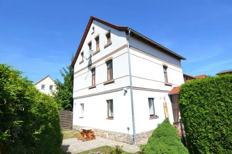 Apartment - Ground Floor in Ferienhaus Wotan Apartment - Ground Floor in Ferienhaus Wotan