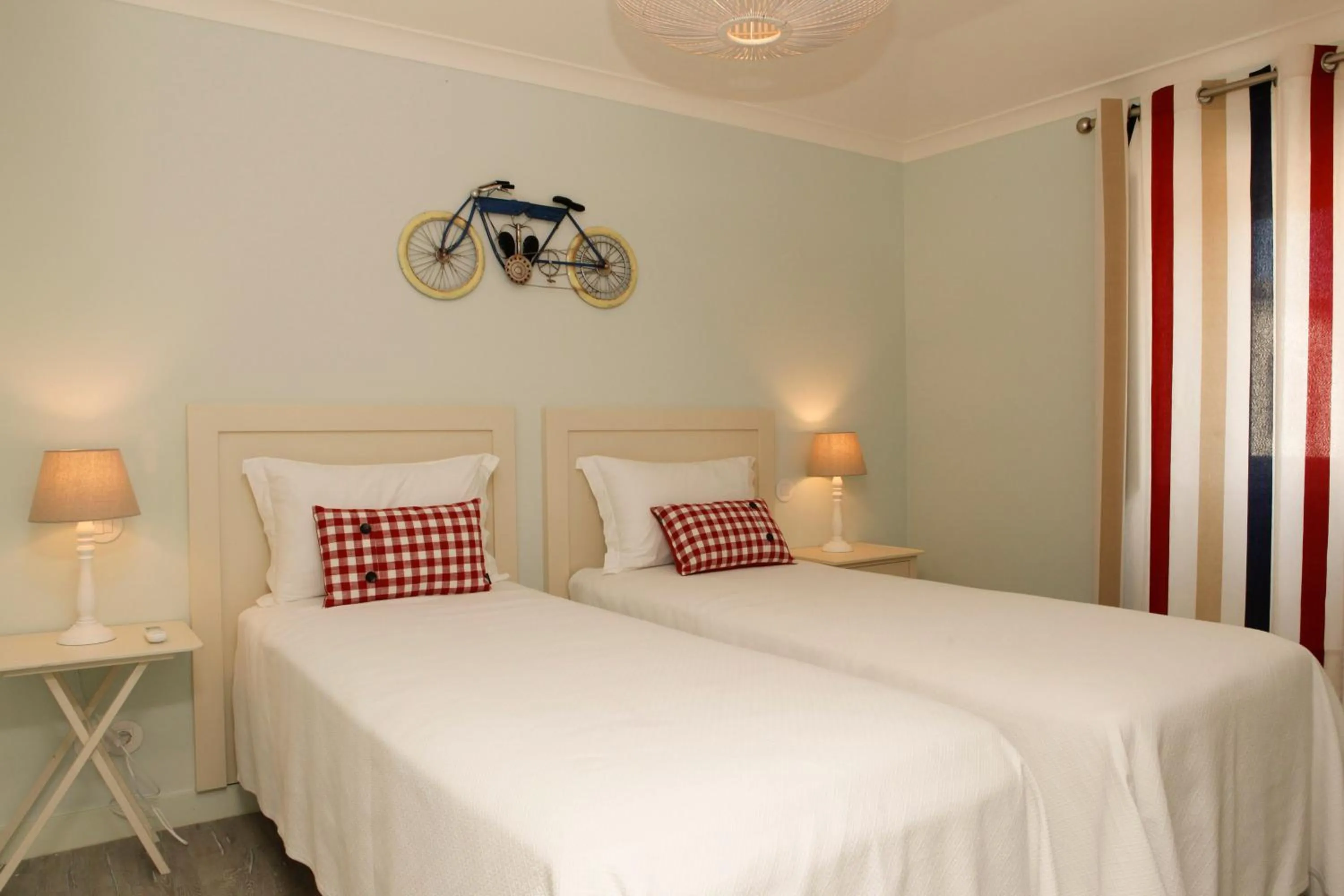 Bedroom, Bed in Hotel Casa Palmela - Small Luxury Hotels of The World, Hotel & Villas