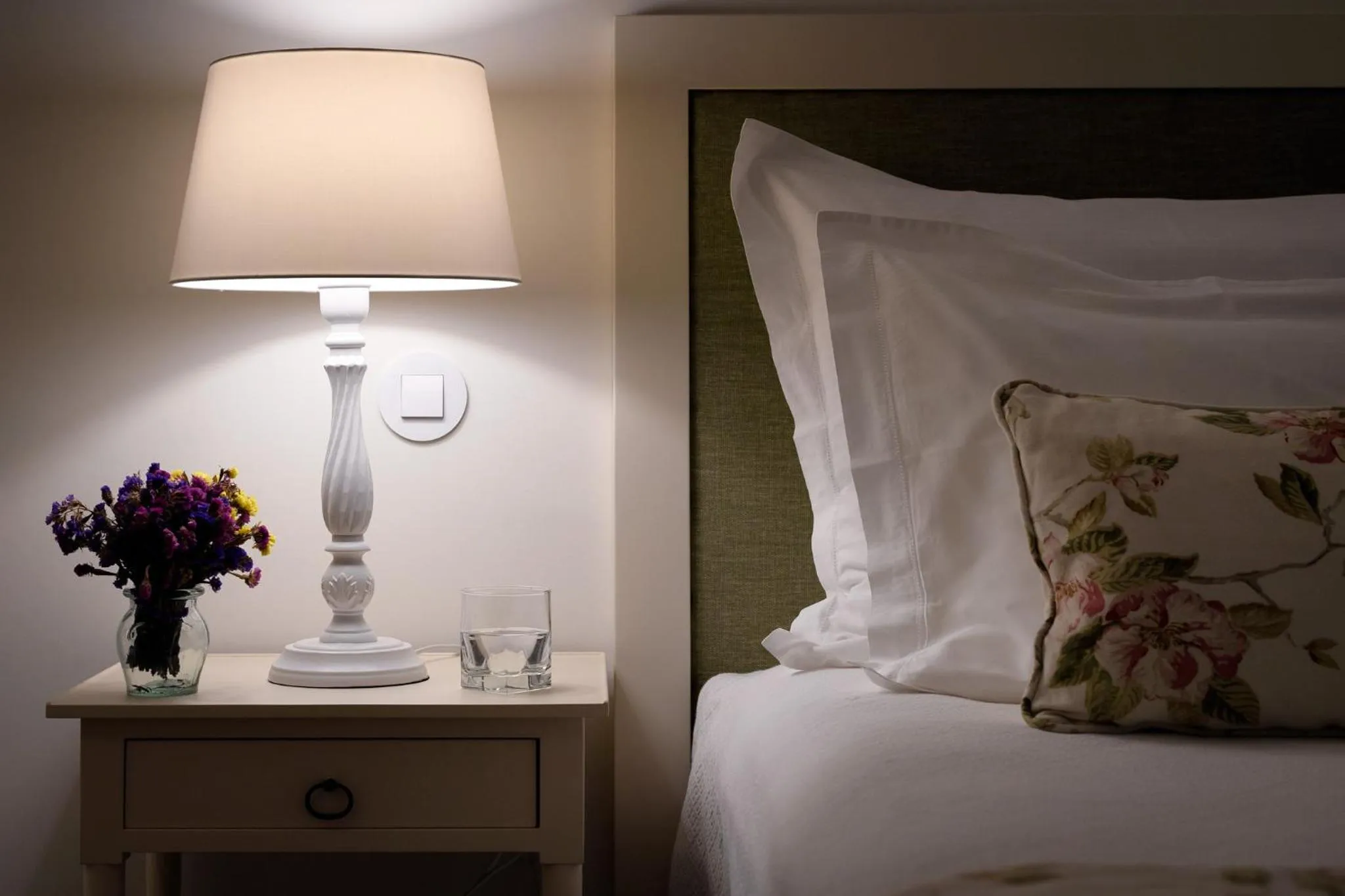 Bed in Hotel Casa Palmela - Small Luxury Hotels of The World, Hotel & Villas