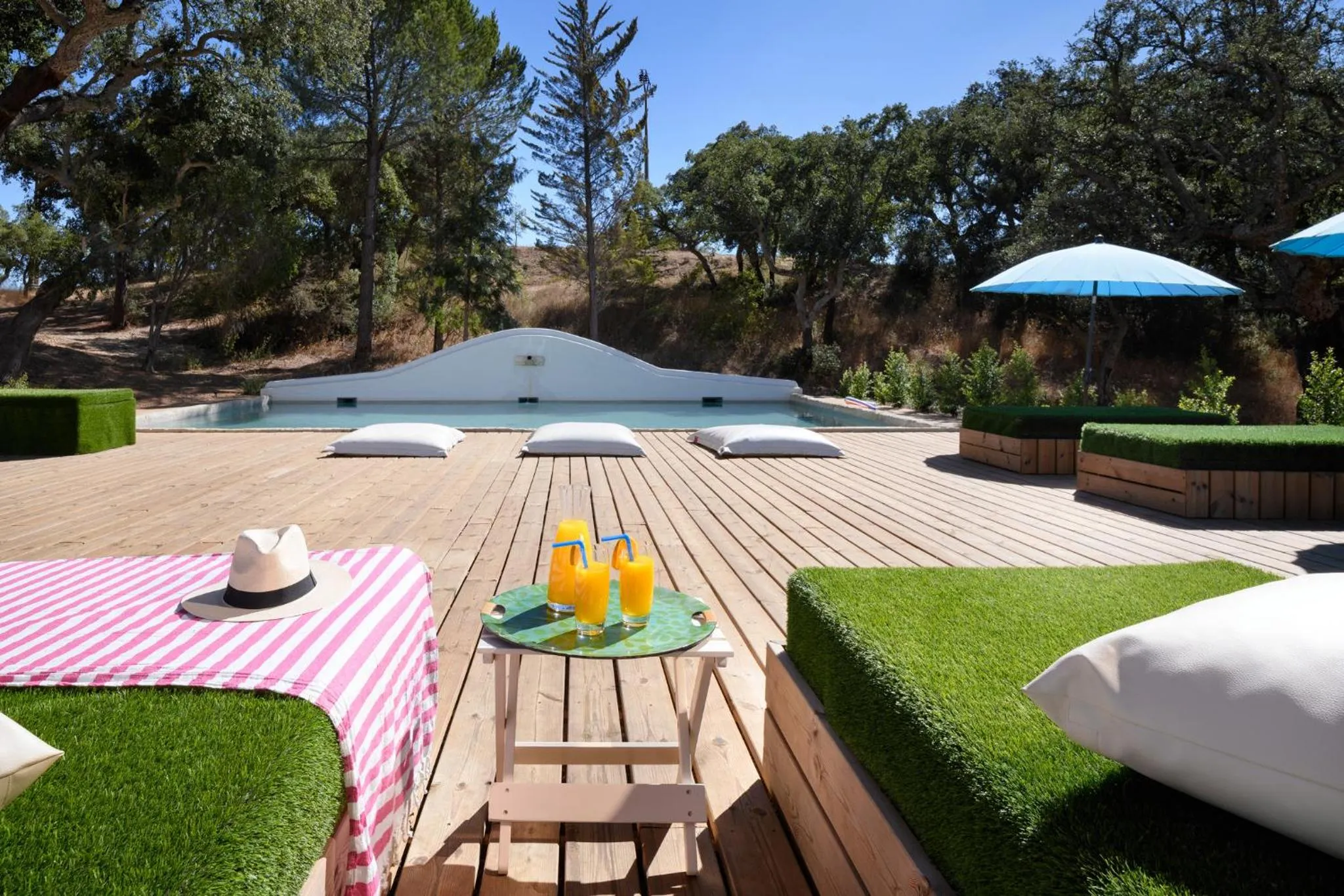 Swimming pool in Hotel Casa Palmela - Small Luxury Hotels of The World, Hotel & Villas