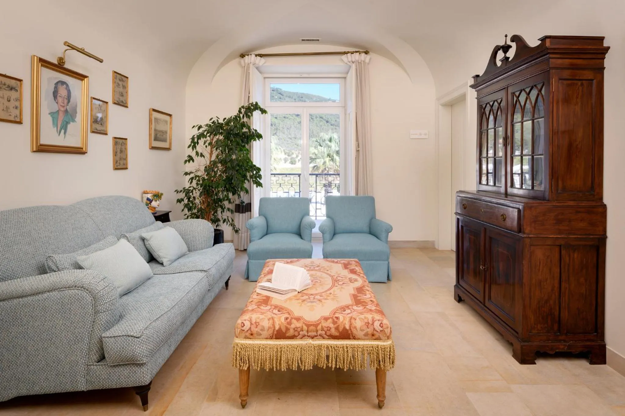 Seating area in Hotel Casa Palmela - Small Luxury Hotels of The World, Hotel & Villas