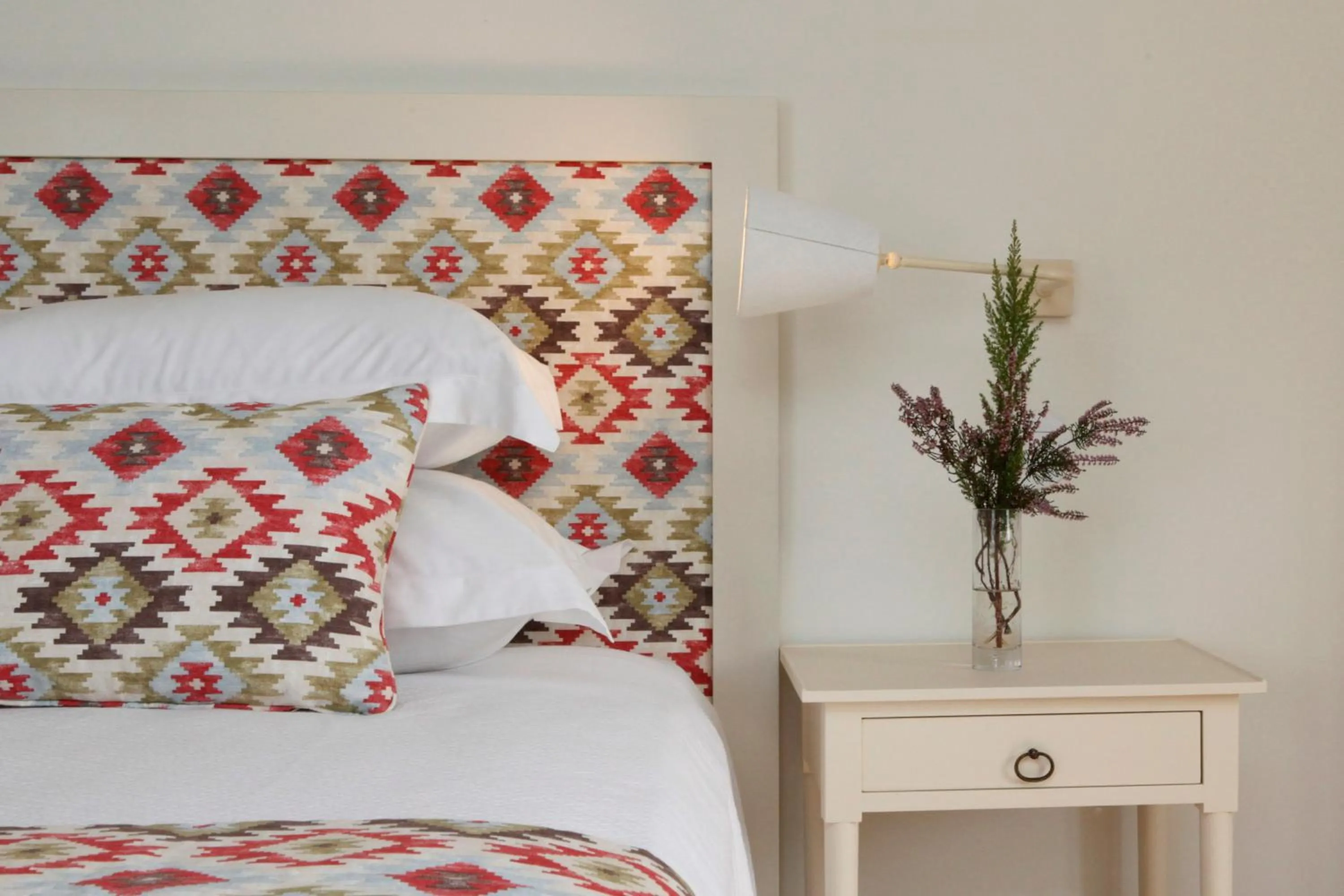 Bed in Hotel Casa Palmela - Small Luxury Hotels of The World, Hotel & Villas