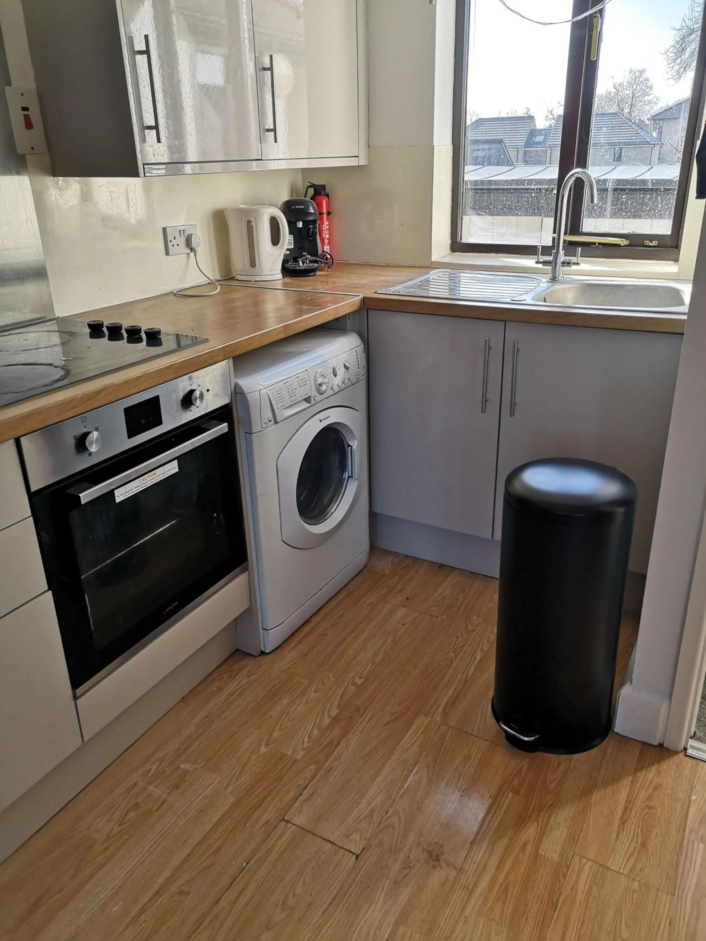 kitchen in Home Sweet Home by Paymán Club