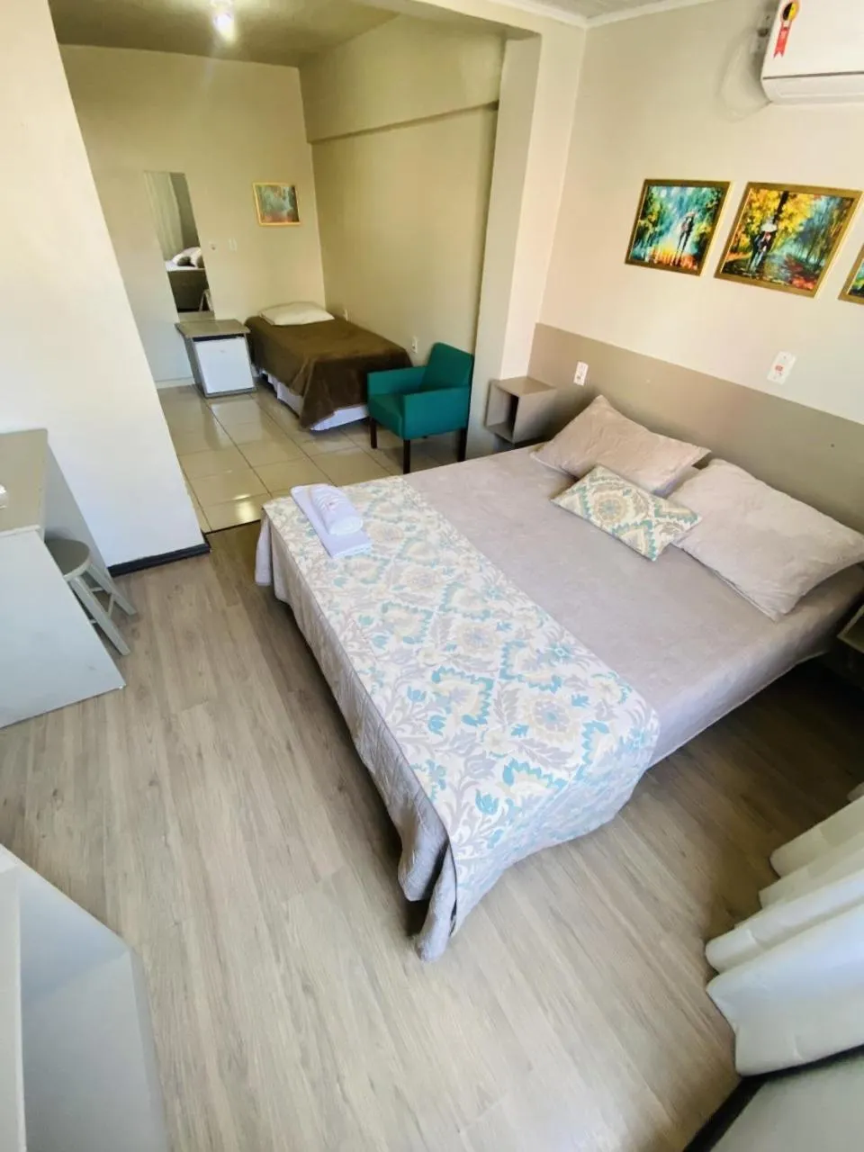Deluxe Double Room with Extra Bed - single occupancy in Hotel Zata e Flats