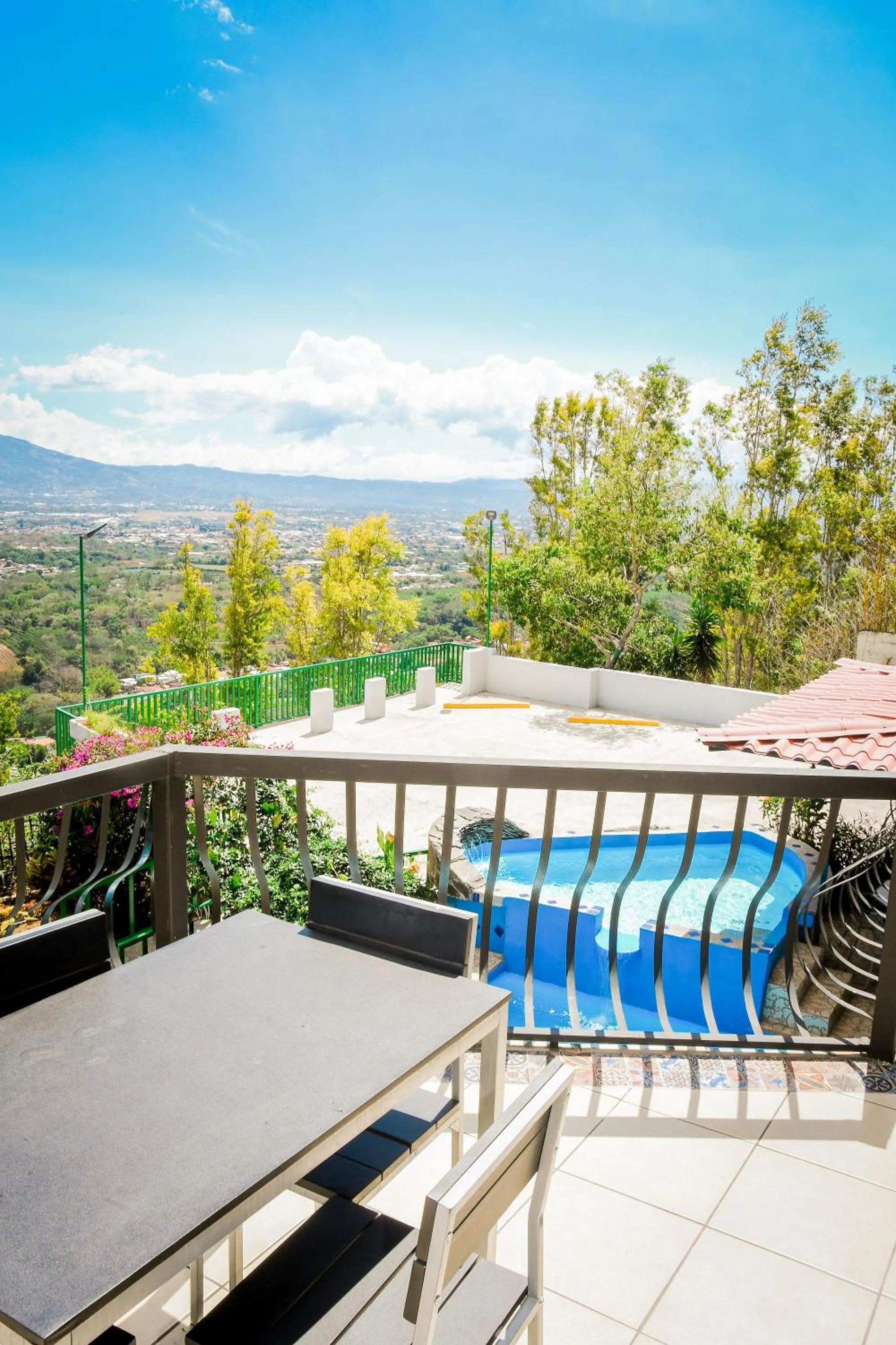 Balcony/Terrace in Loma Tranquila