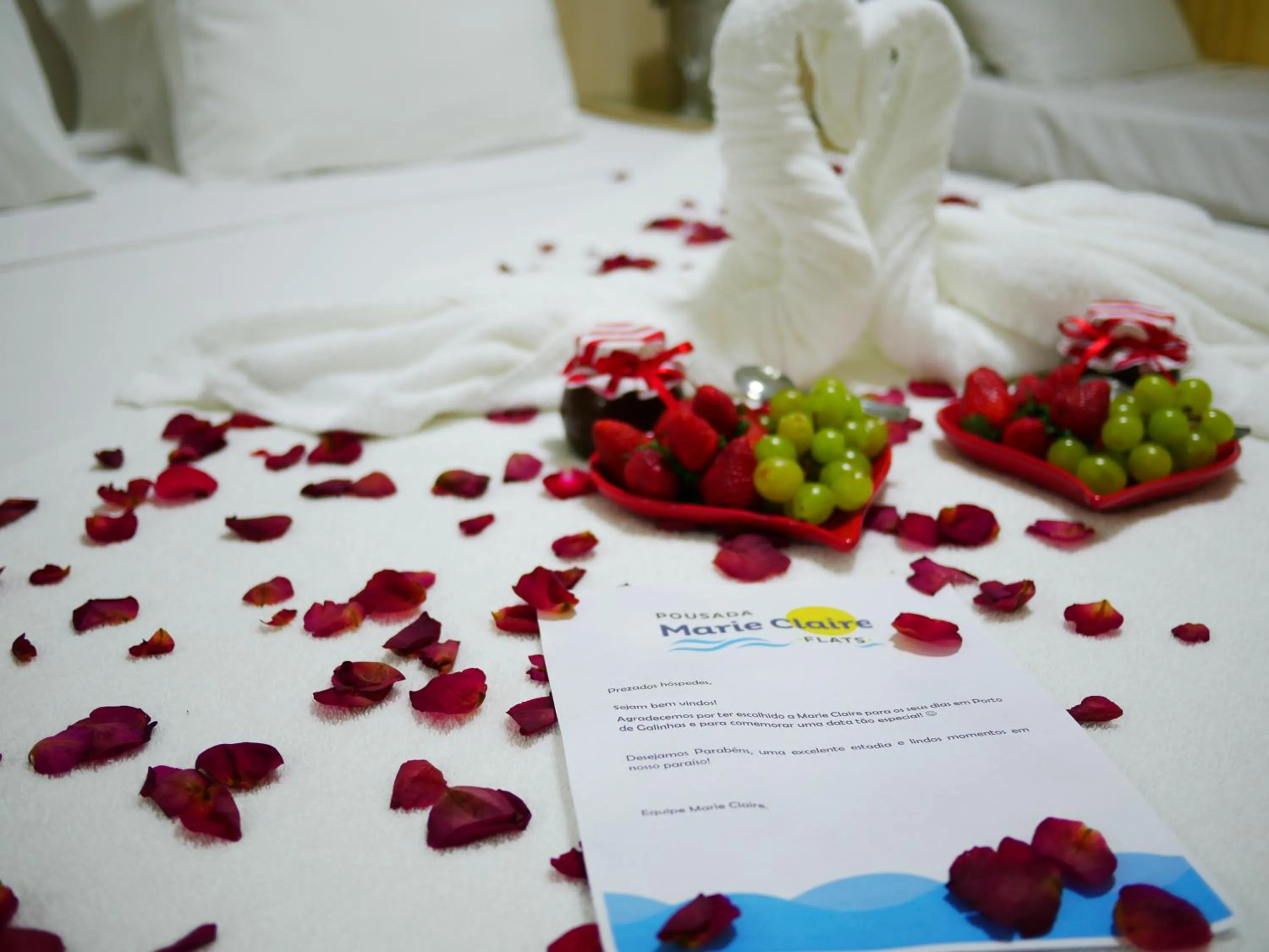 Photo of the whole room, Bed in Pousada Marie Claire Flats