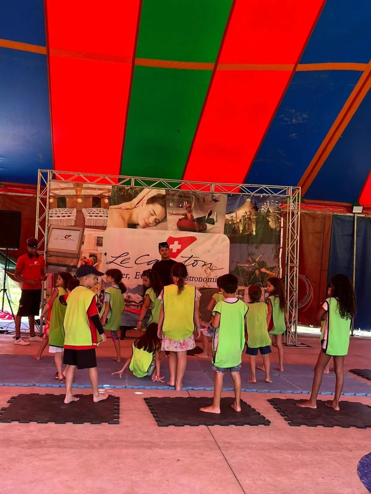 Hotel Magique Le Canton