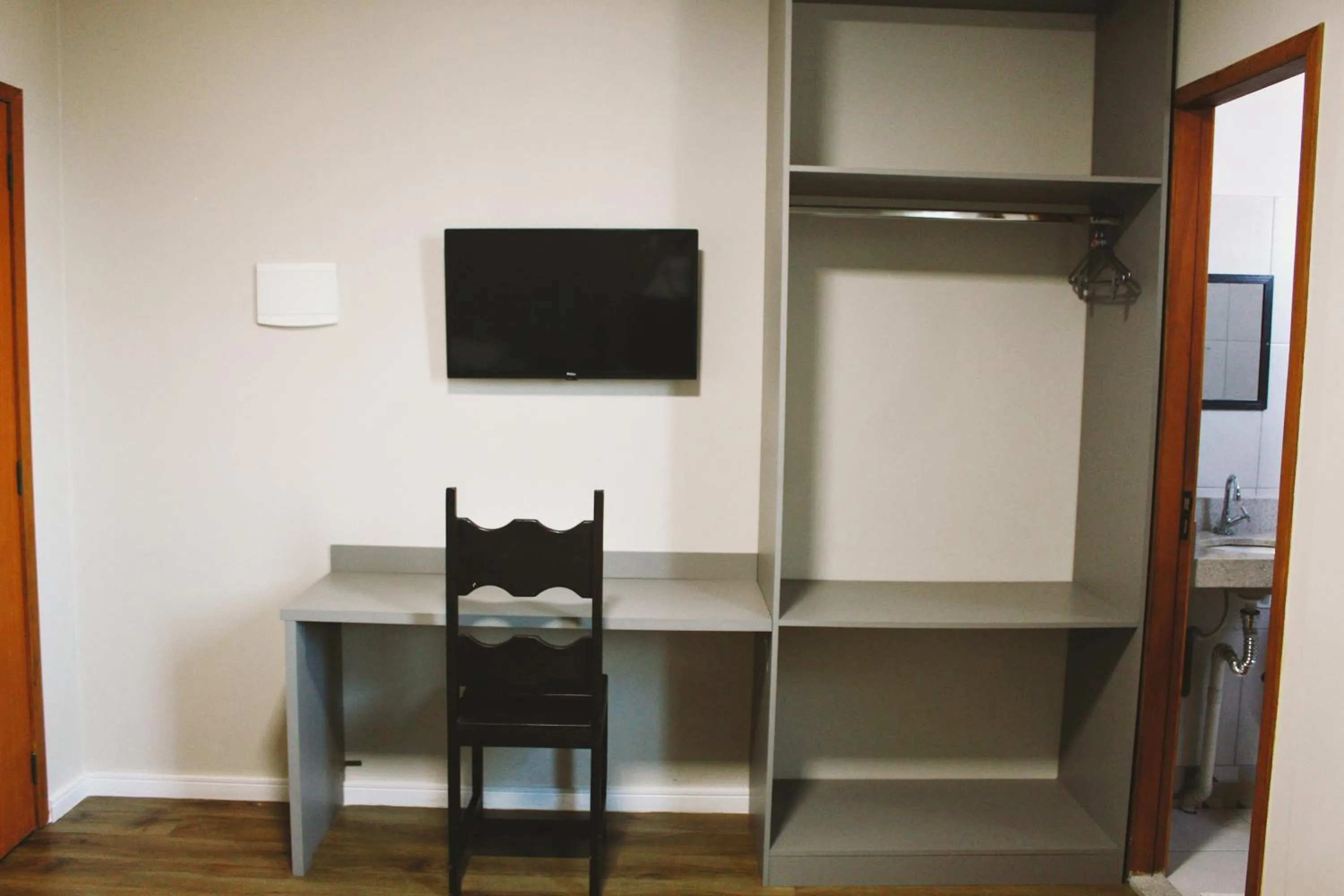 TV and multimedia in Hotel Pousada Del Rey