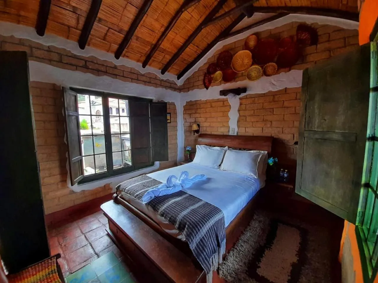 Pueblito Boyacense, Hotel Boutique La Cueva de la Luna