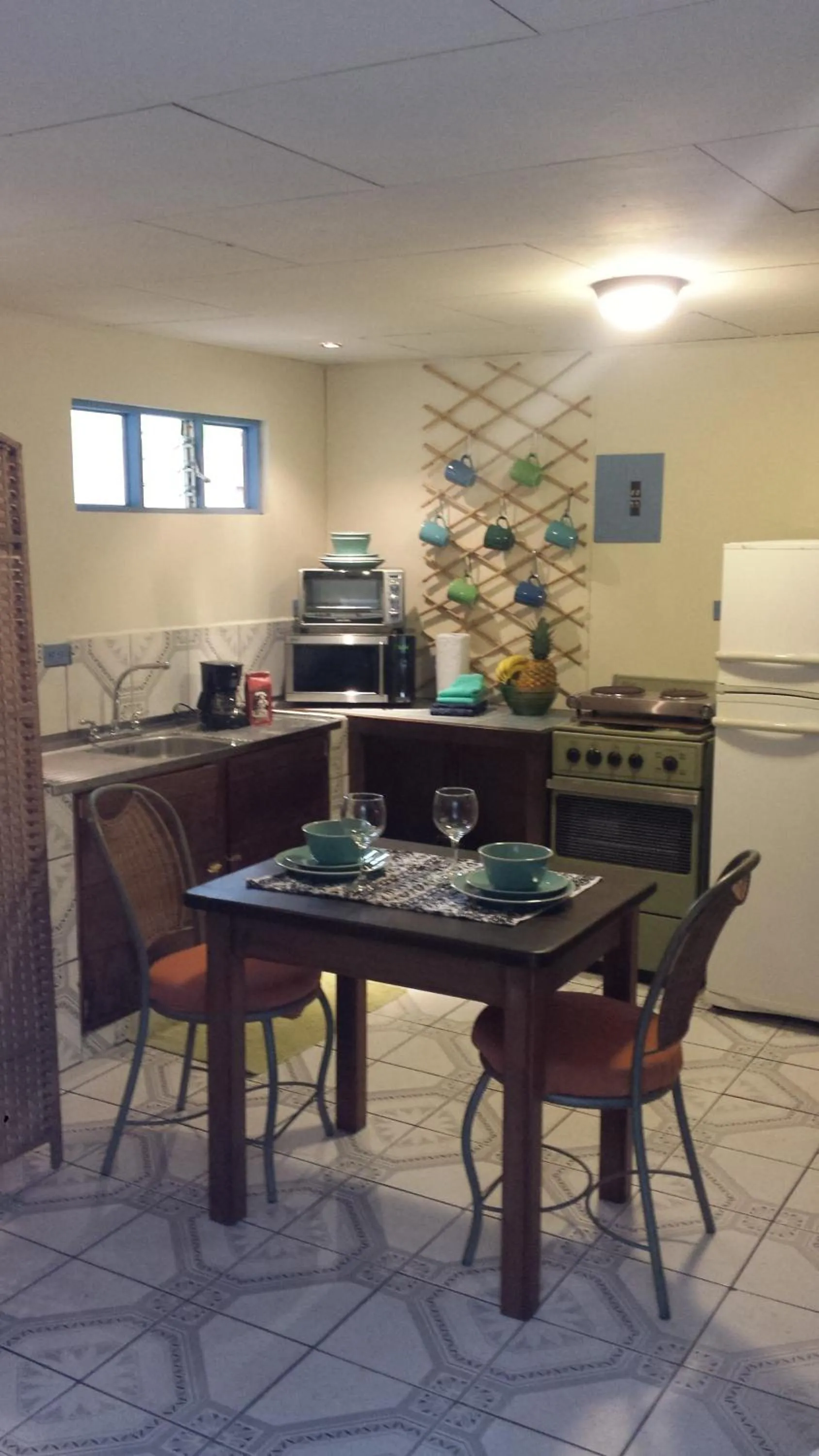 Kitchen or kitchenette in Montaña Linda Guest House Orosi