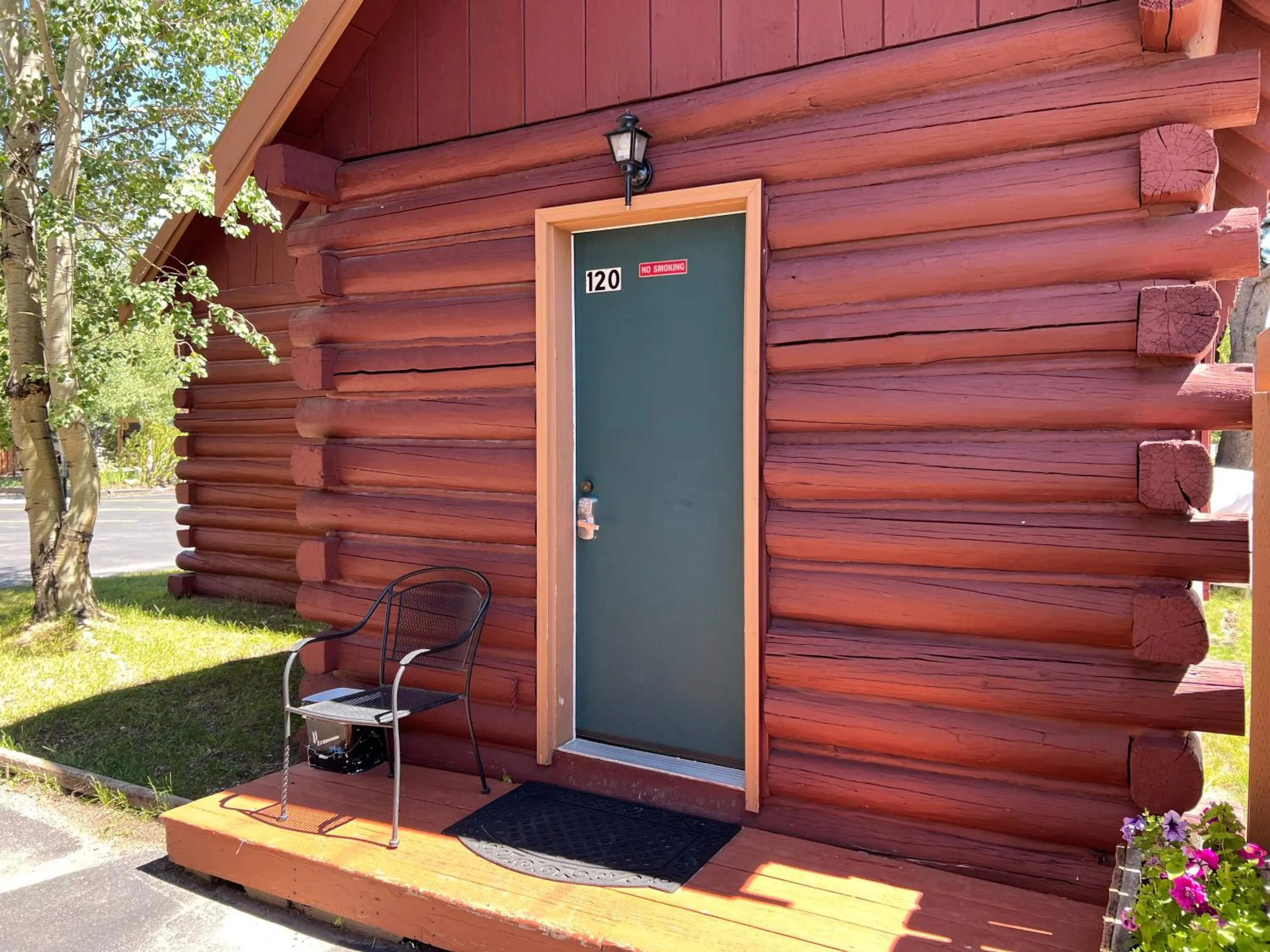 Property building in Faithful Street Inn