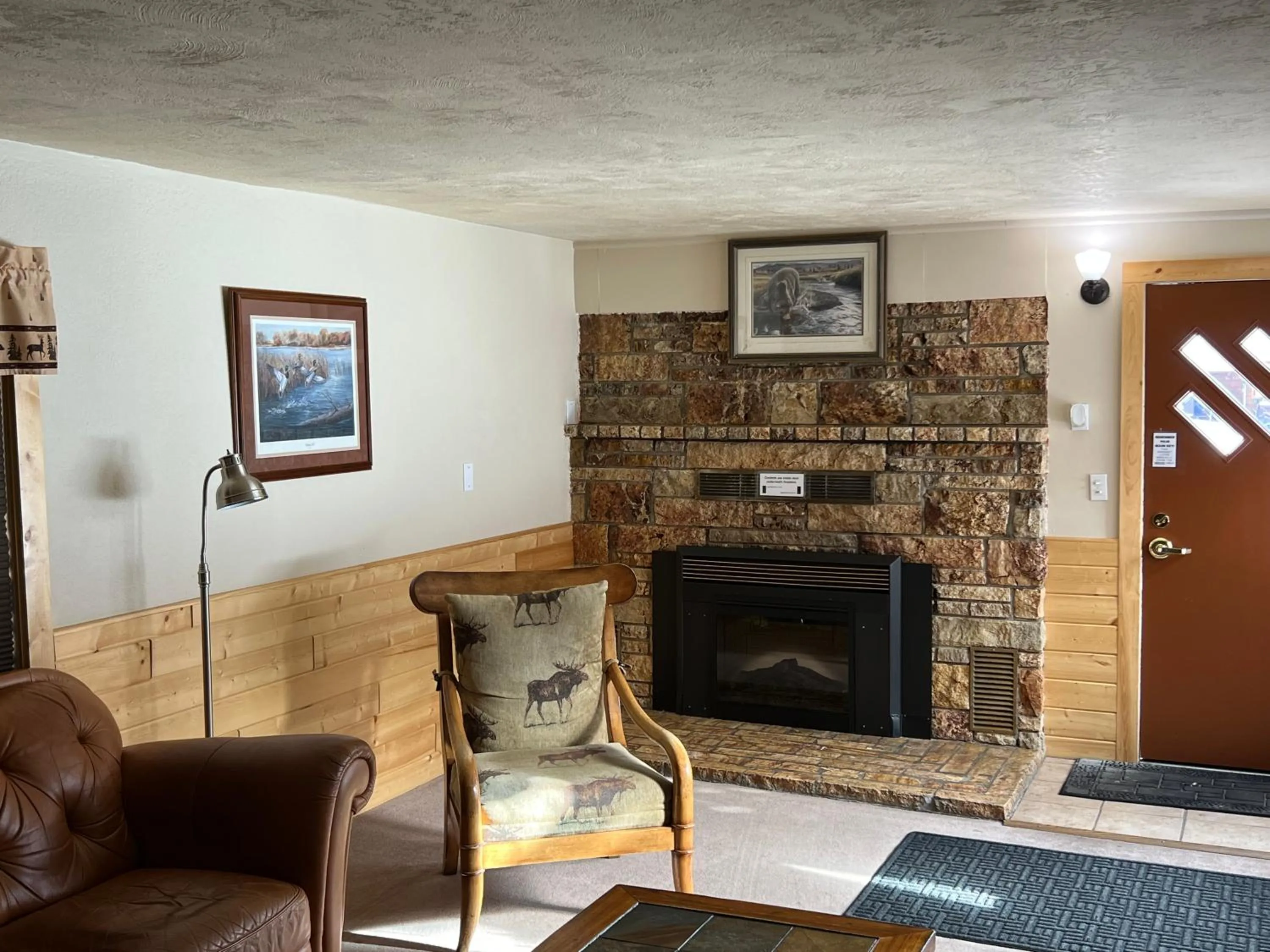 Living room in Faithful Street Inn