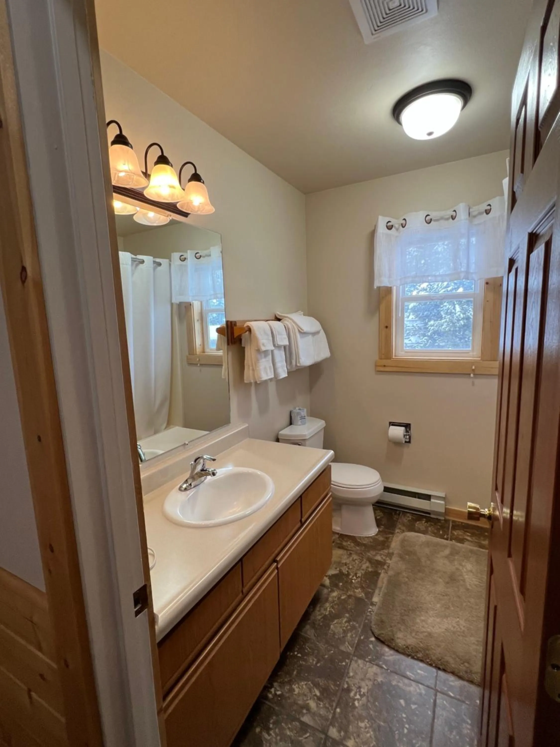 Shower in Faithful Street Inn