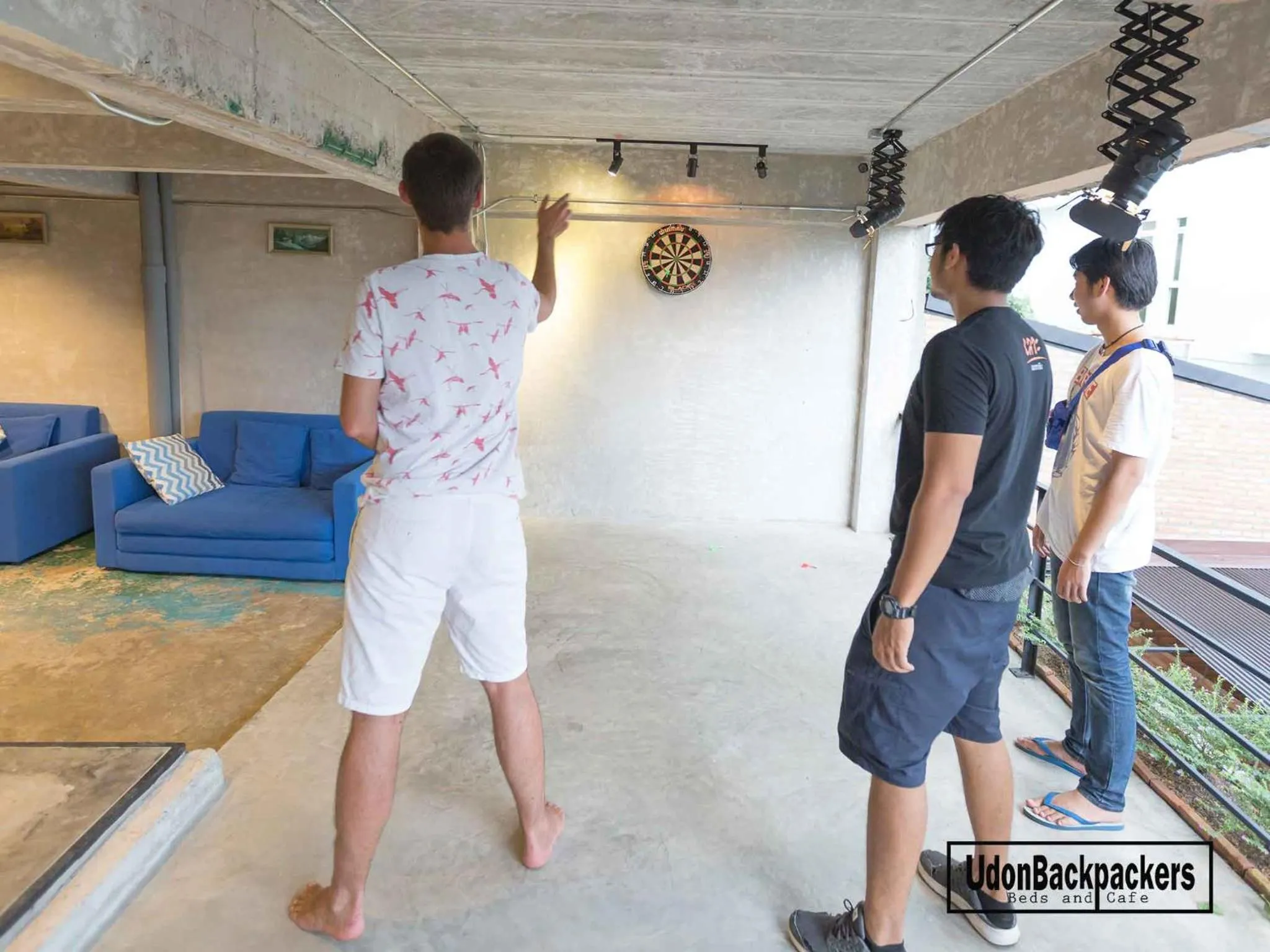 UdonBackpackers Beds and Cafe