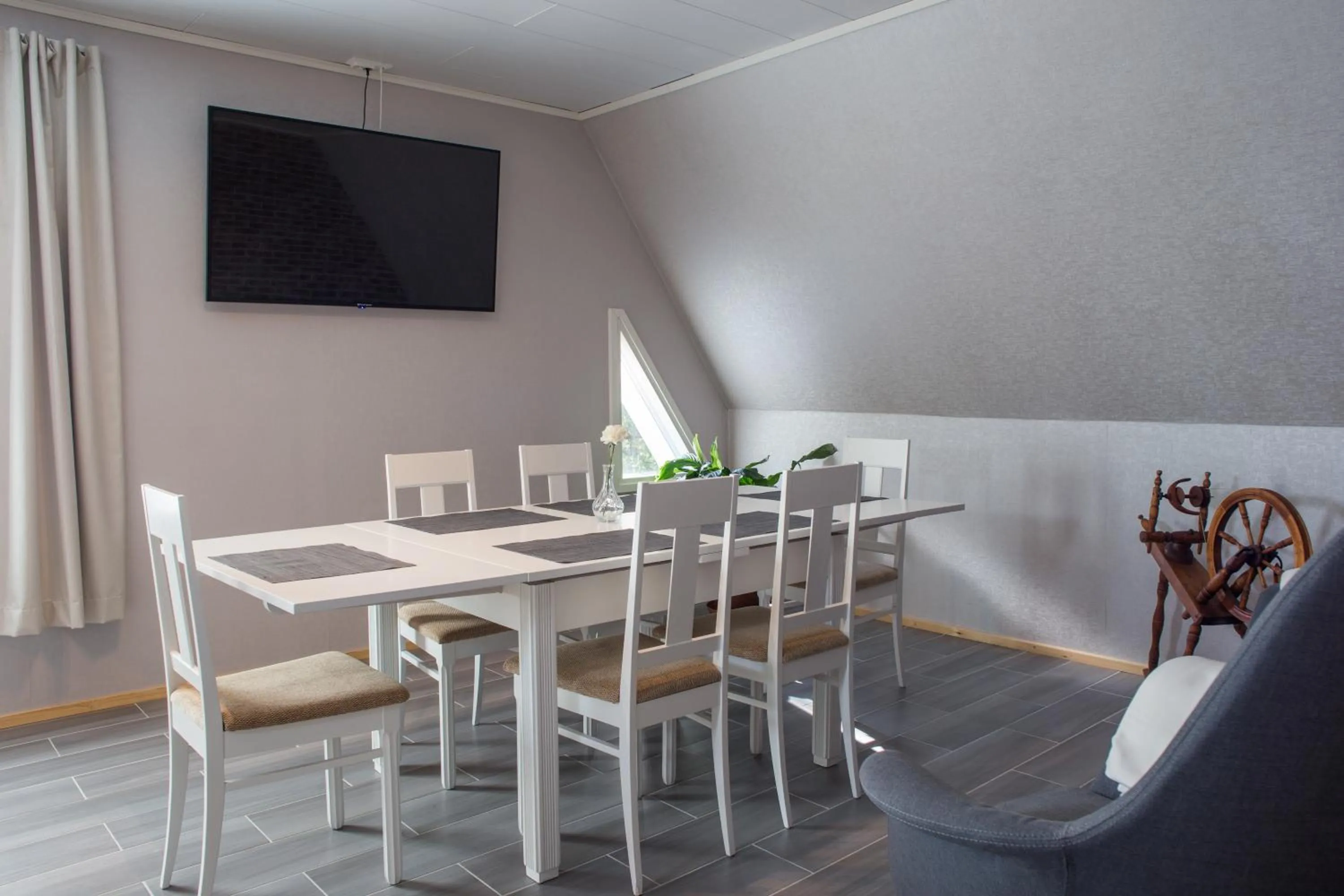 Communal lounge/ TV room in Joensuun Tilan Päärakennus