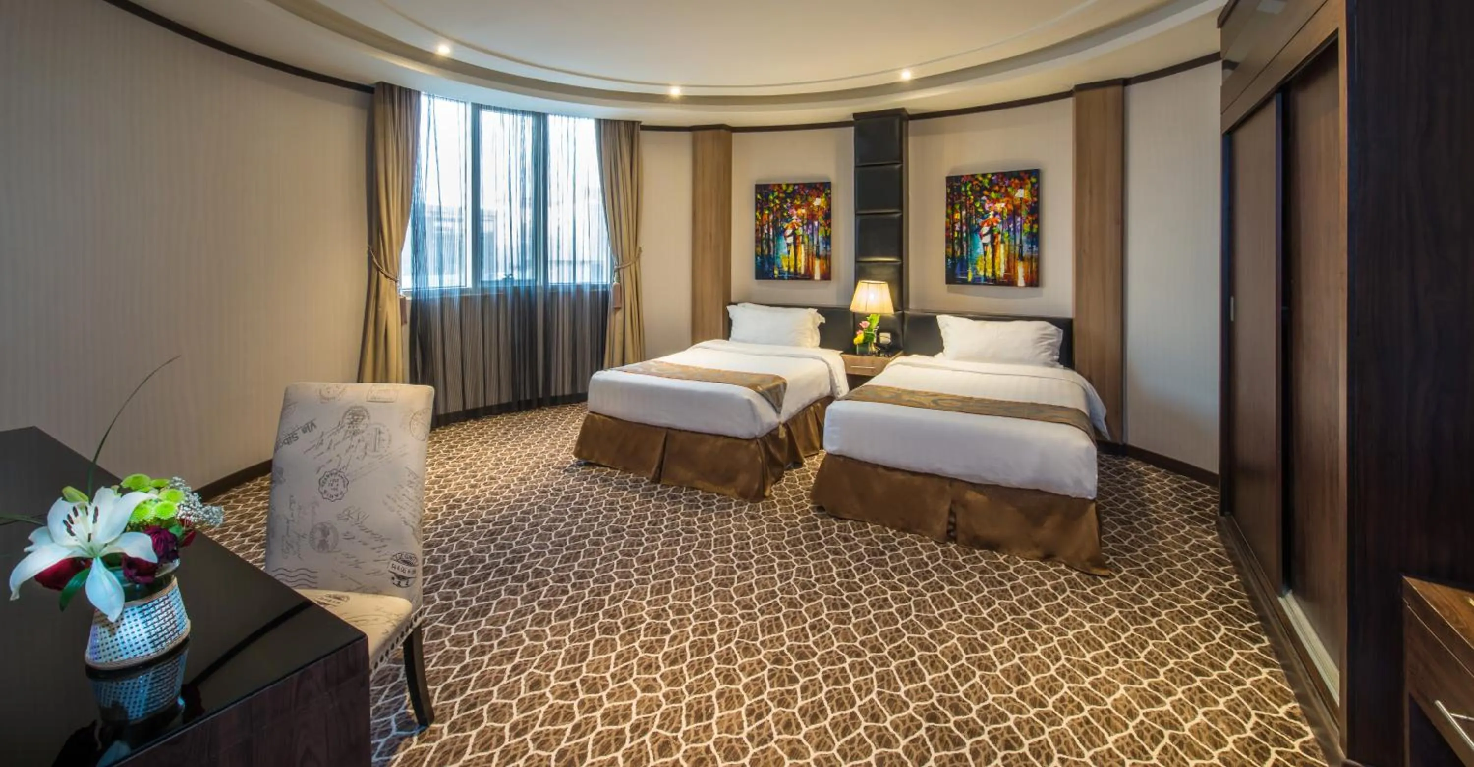 Bed in Mayan for service apartments