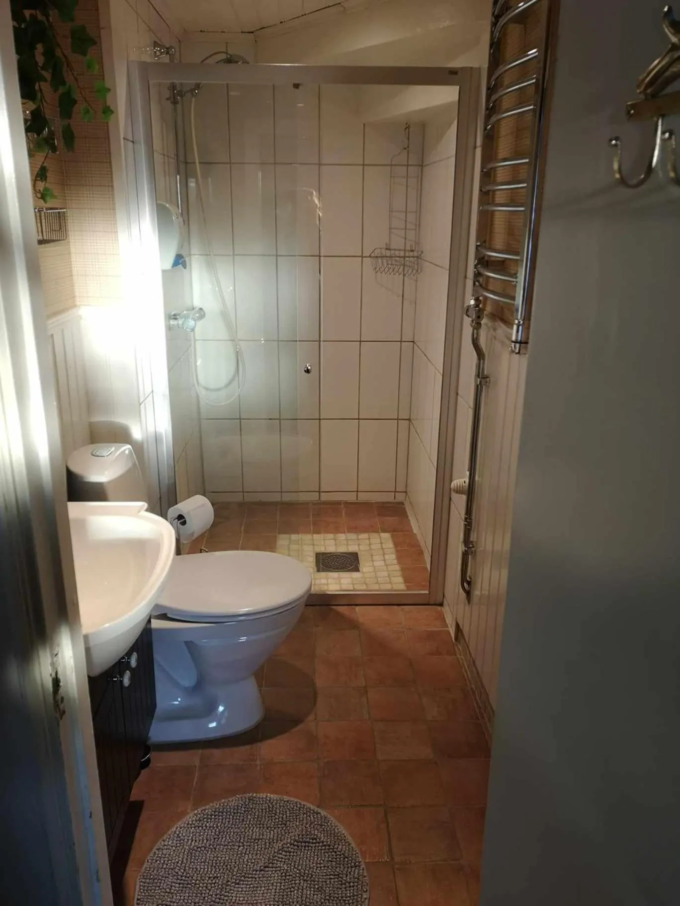 Shower in Kopparstugans Bed & Breakfast