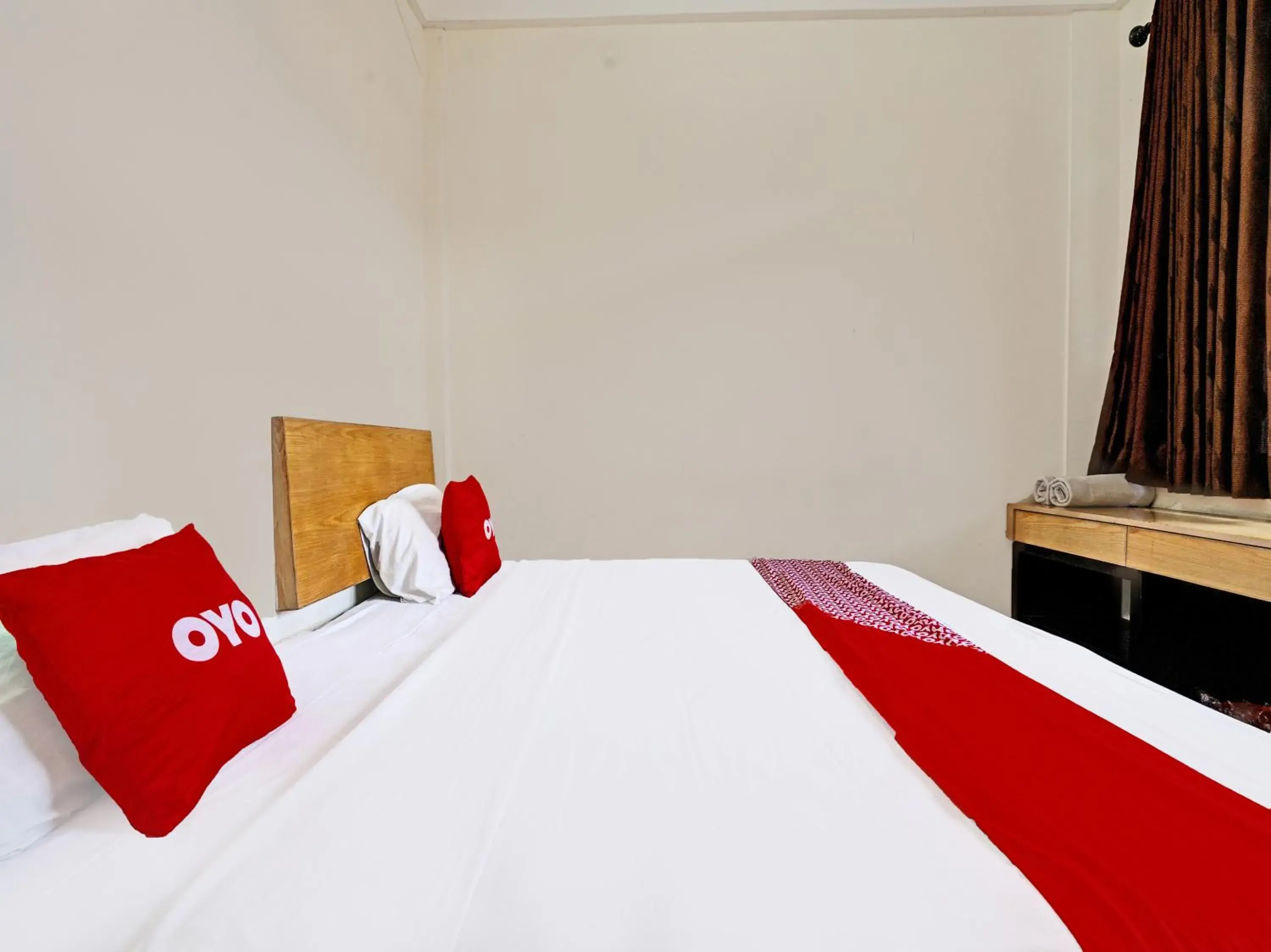 Bedroom in OYO 1699 Verona Residence
