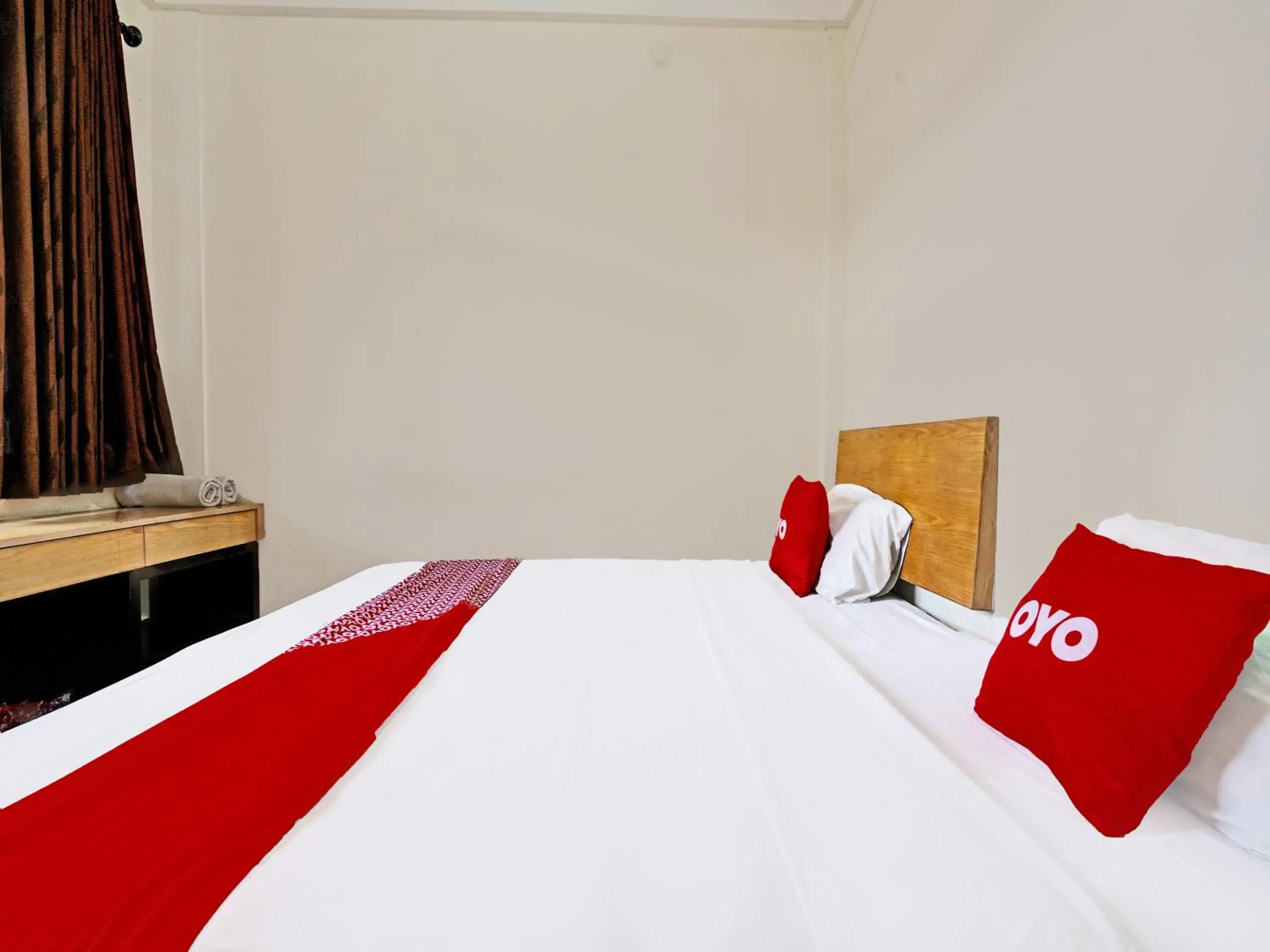 Bedroom in OYO 1699 Verona Residence