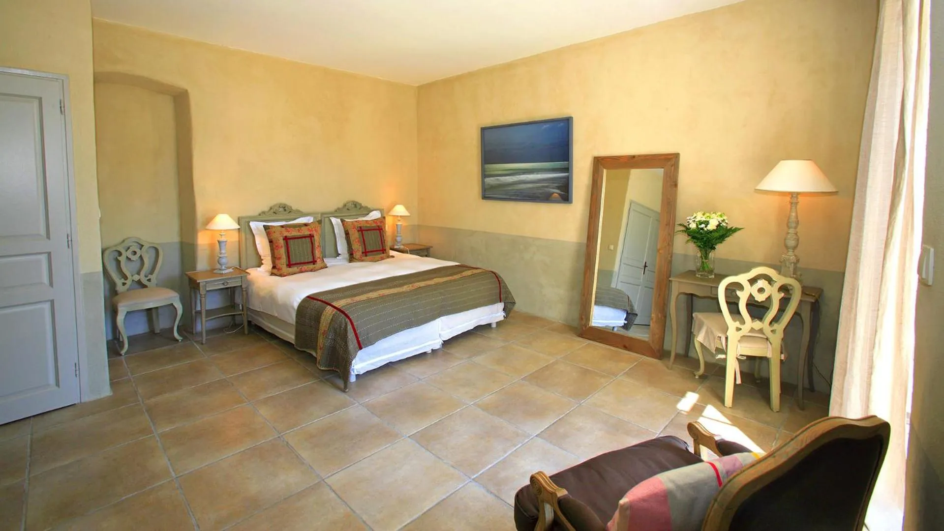 Bedroom, Bed in Le Couvent d'Hérépian - Hôtel & Spa