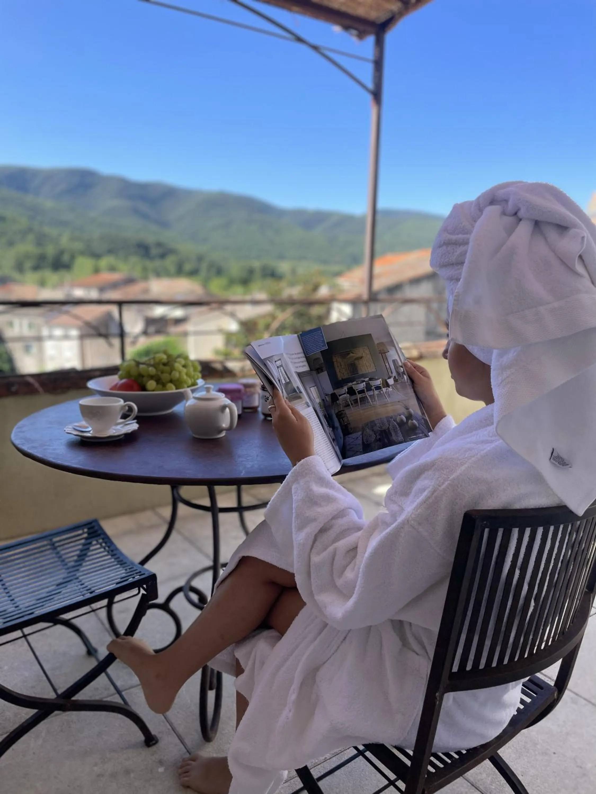 Balcony/Terrace in Le Couvent d'Hérépian - Hôtel & Spa
