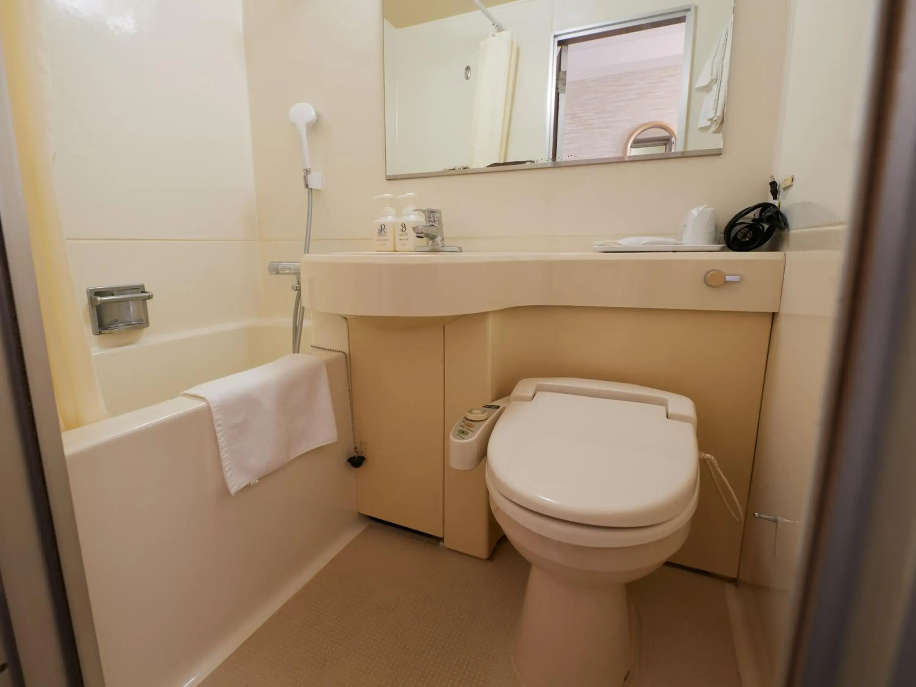 【Main Building】Standard Room - single occupancy - Smoking in Gamagori Hotel 【Main Building】Standard Room - single occupancy - Smoking in Gamagori Hotel