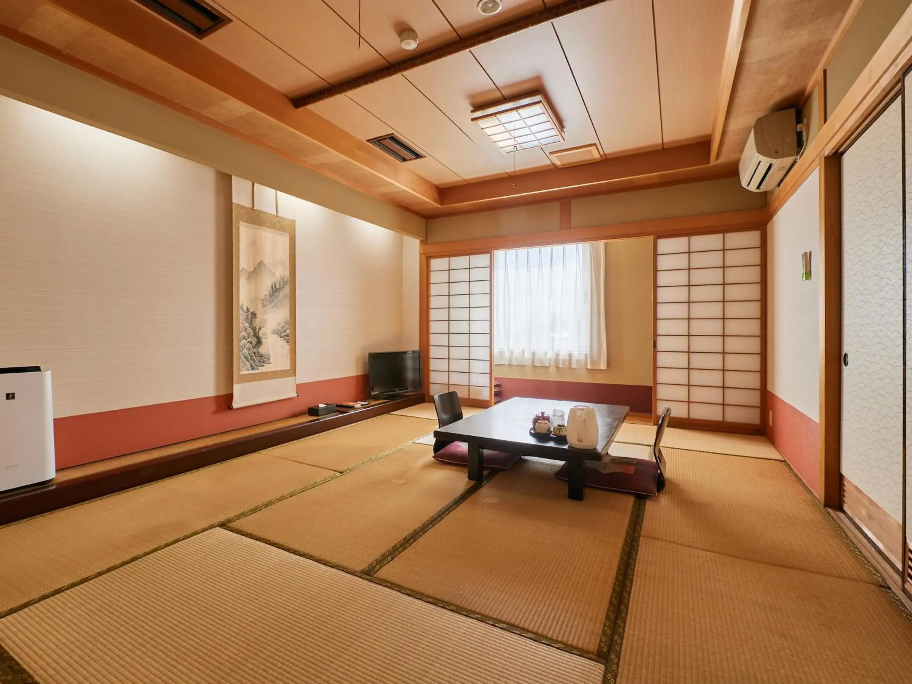 【Main Building】Japanese Room up to 6 guests - Non-Smoking in Gamagori Hotel 【Main Building】Japanese Room up to 6 guests - Non-Smoking in Gamagori Hotel
