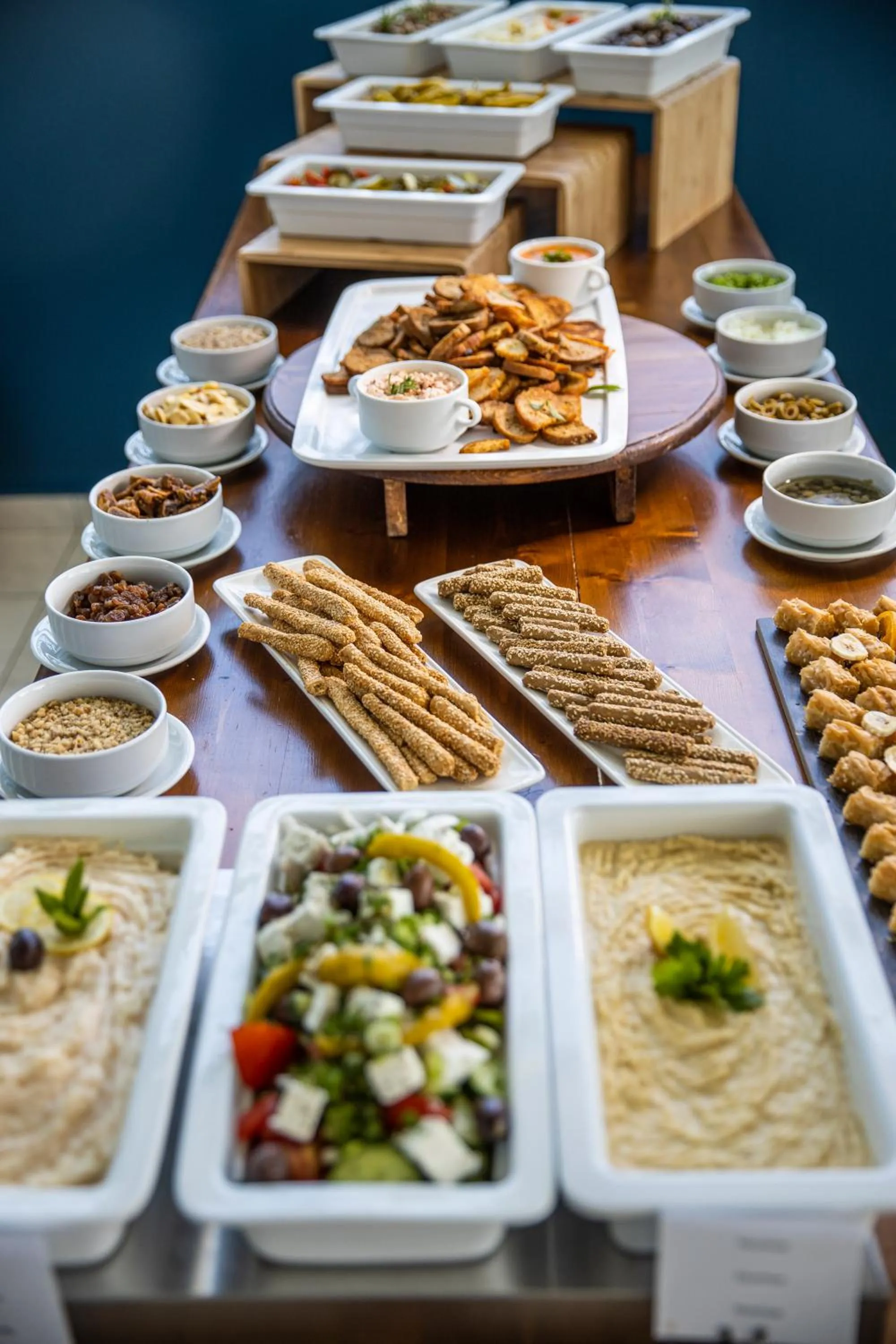 Restaurant/places to eat in Asterias Beach Resort