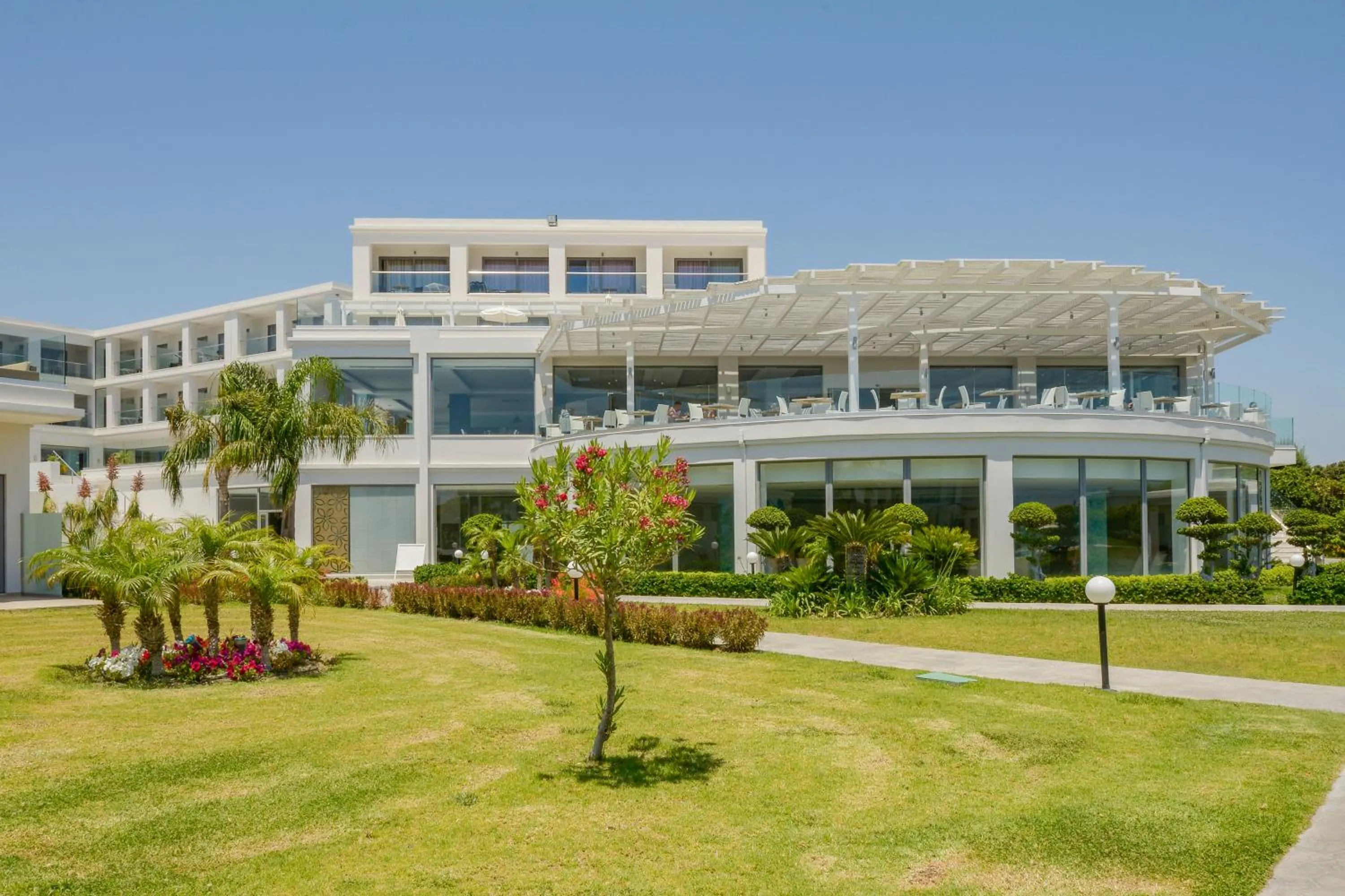 Property building in Asterias Beach Resort