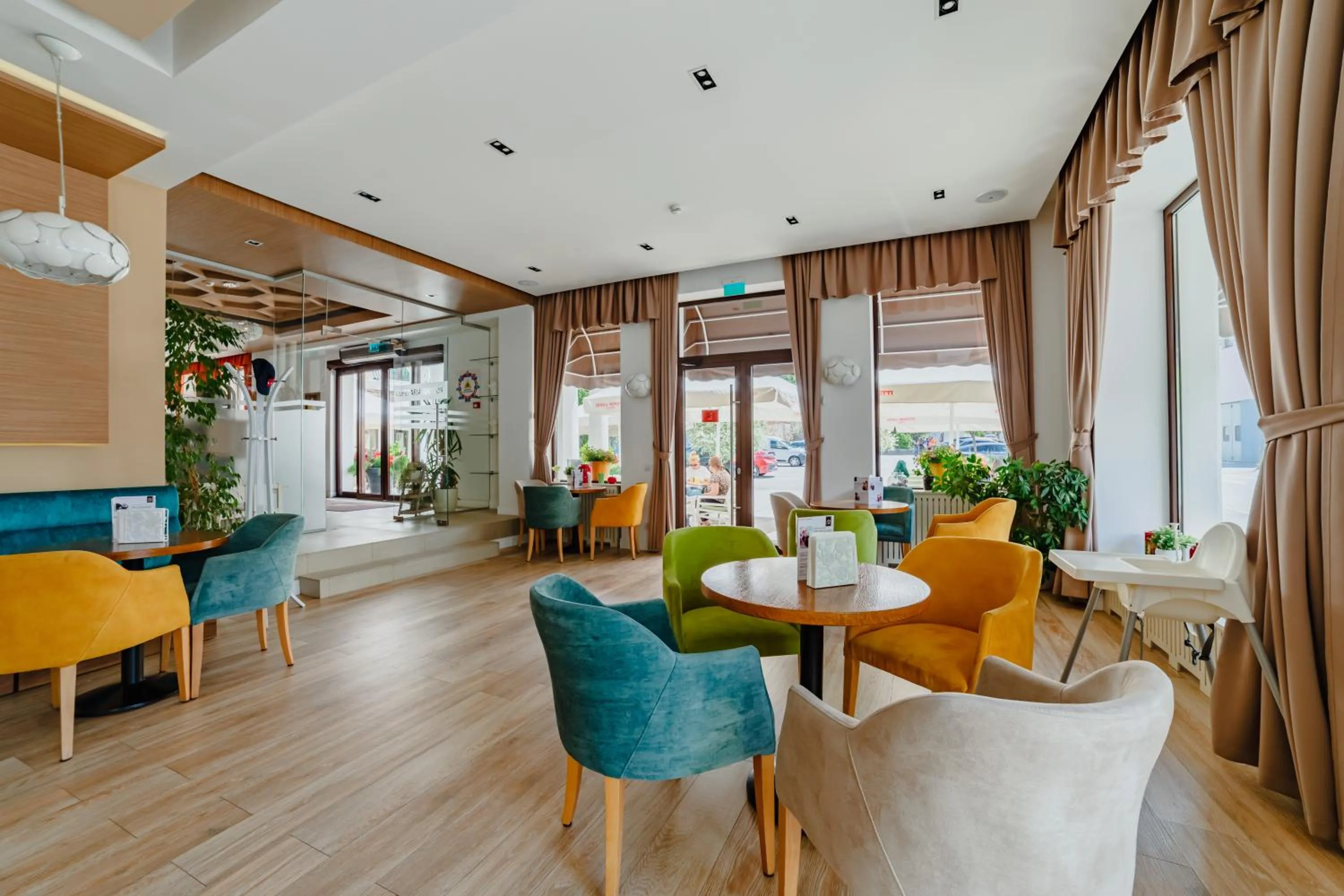 Lobby or reception in Radsor Hotel