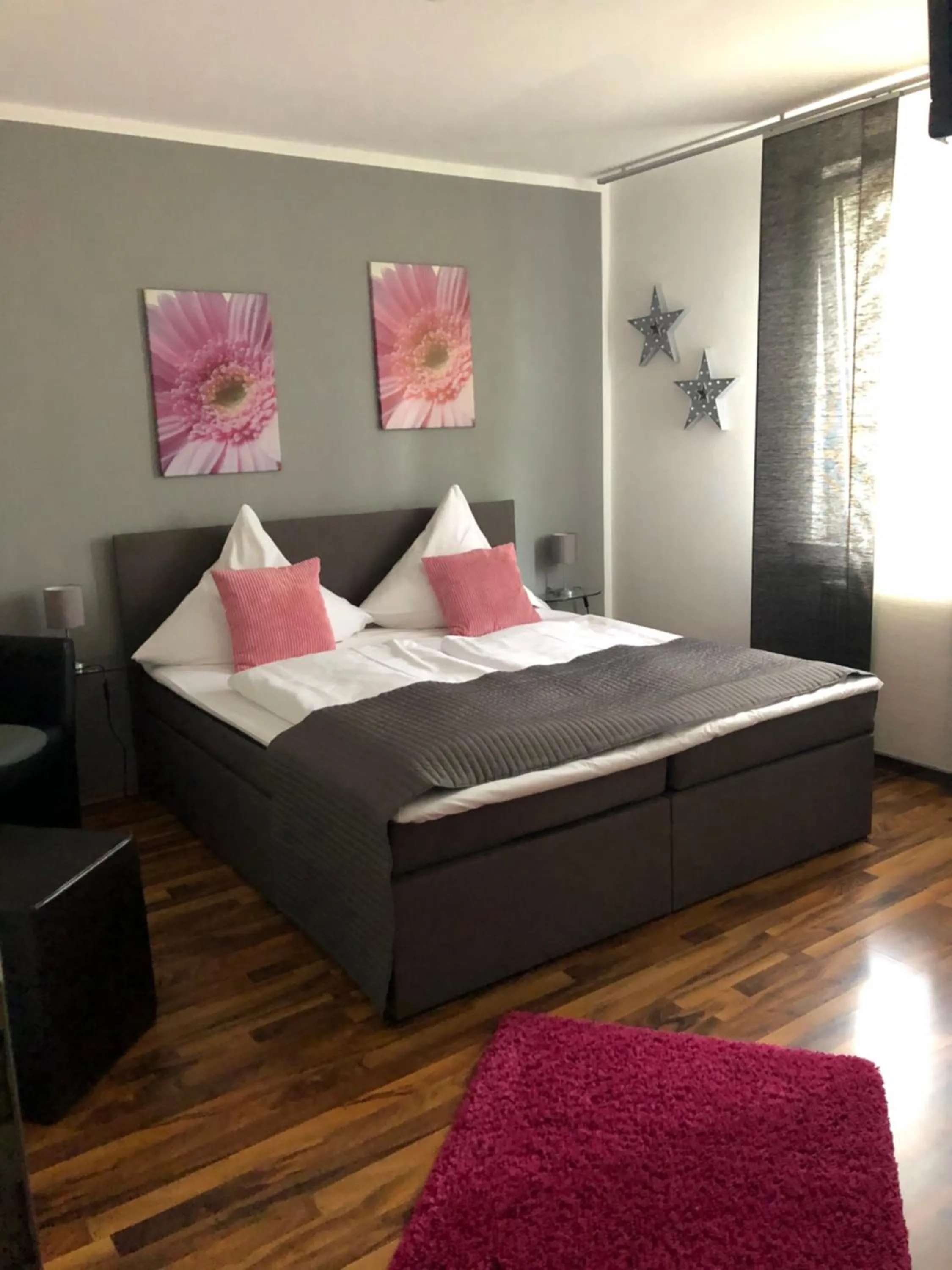 Decorative detail, Bed in Casalino