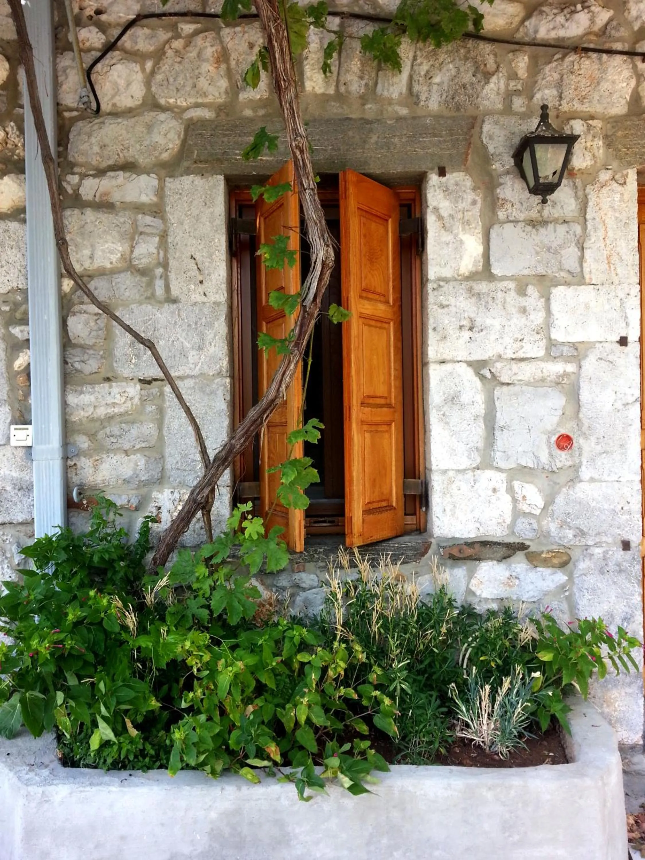 Decorative detail in Stephania's Stone House