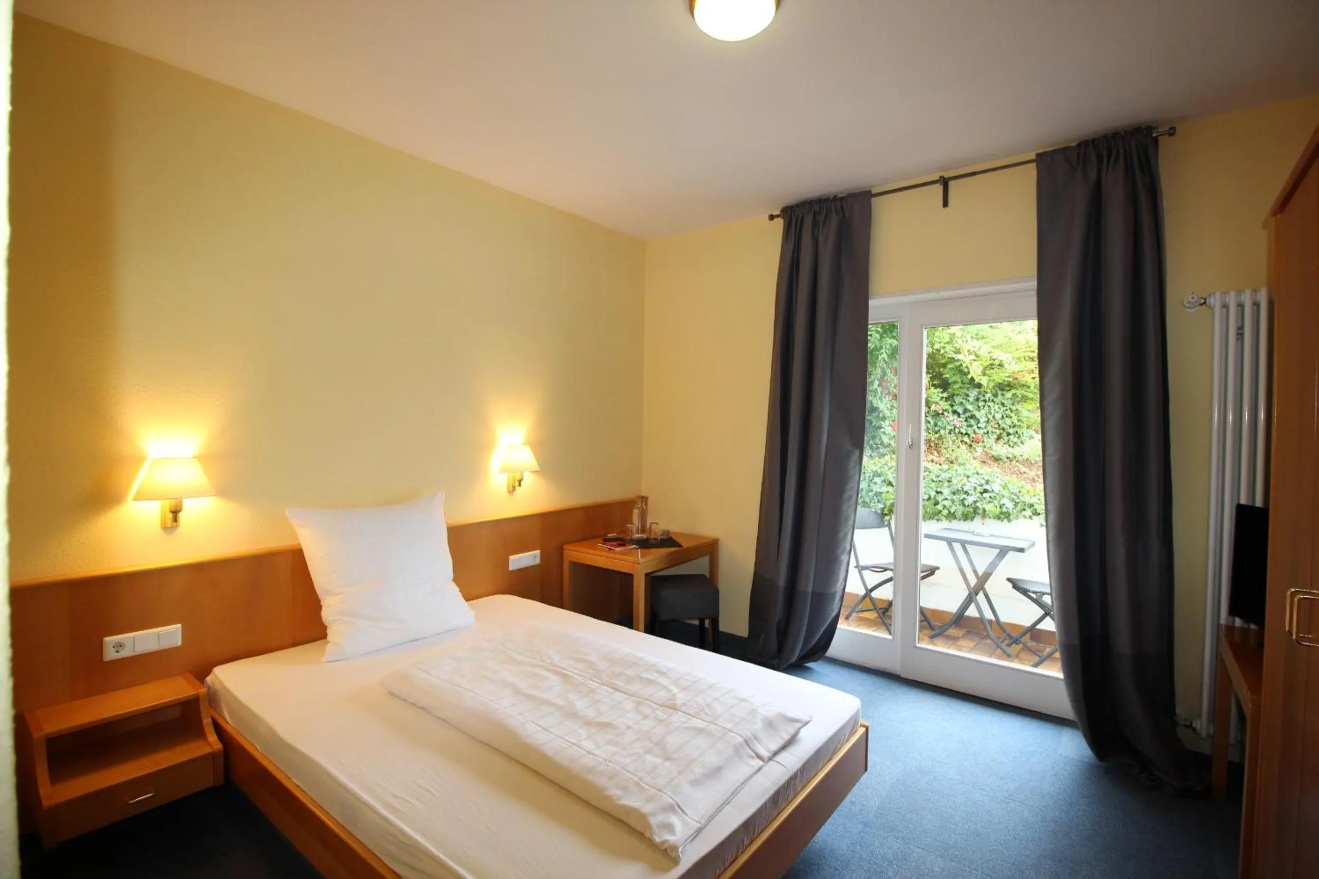 Day, Bed in Hotel Berghof