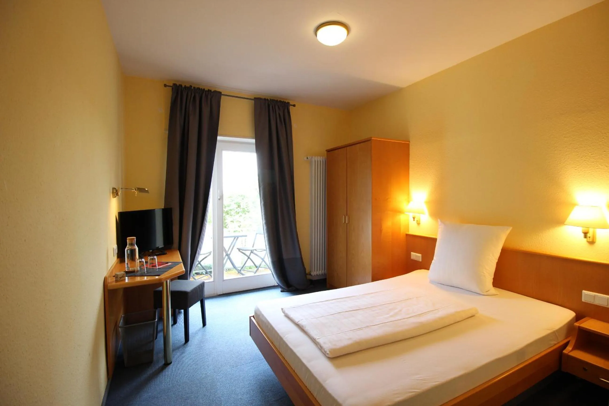 Day, Bed in Hotel Berghof