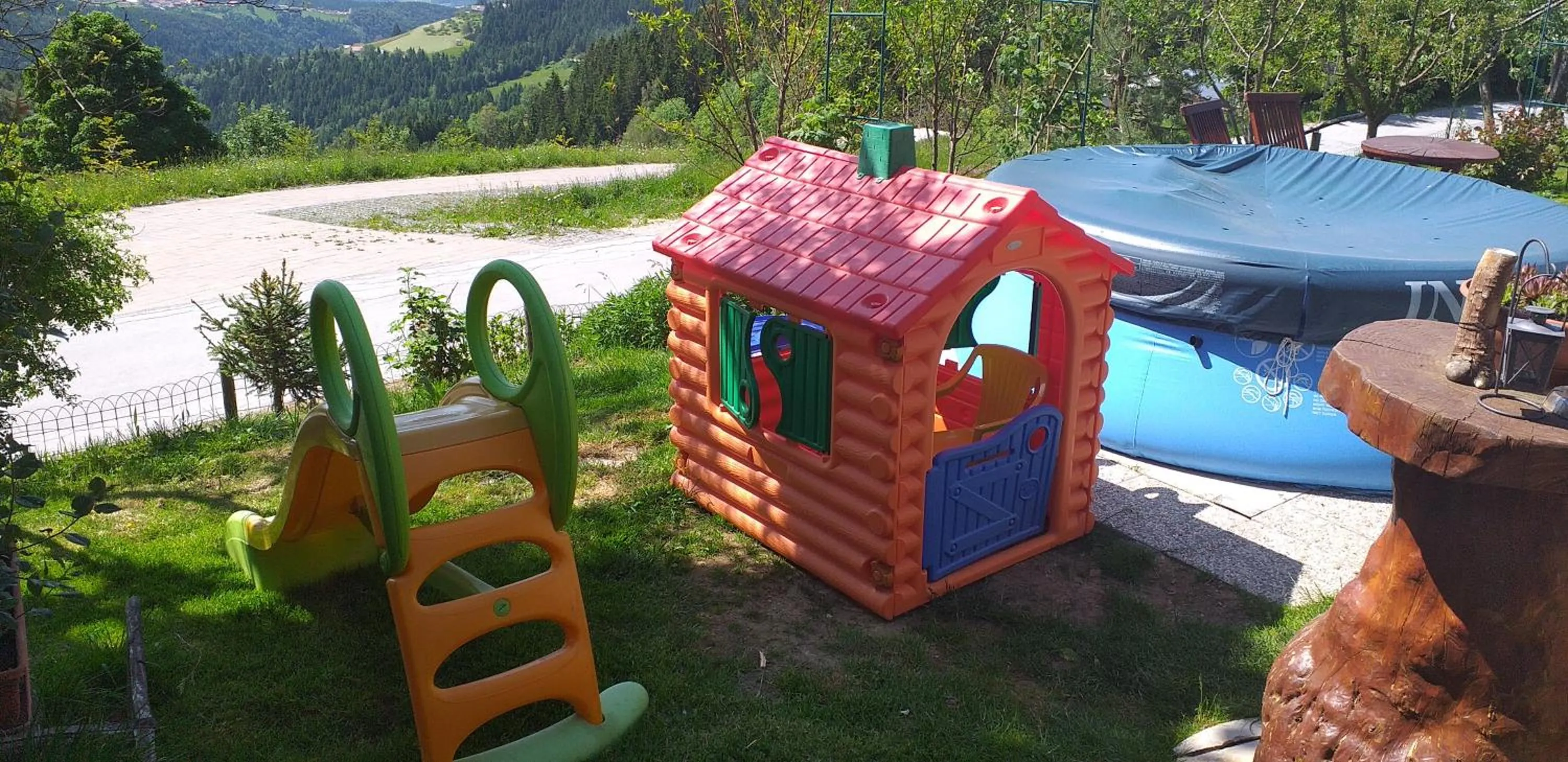 Children play ground in Apartment Panorama
