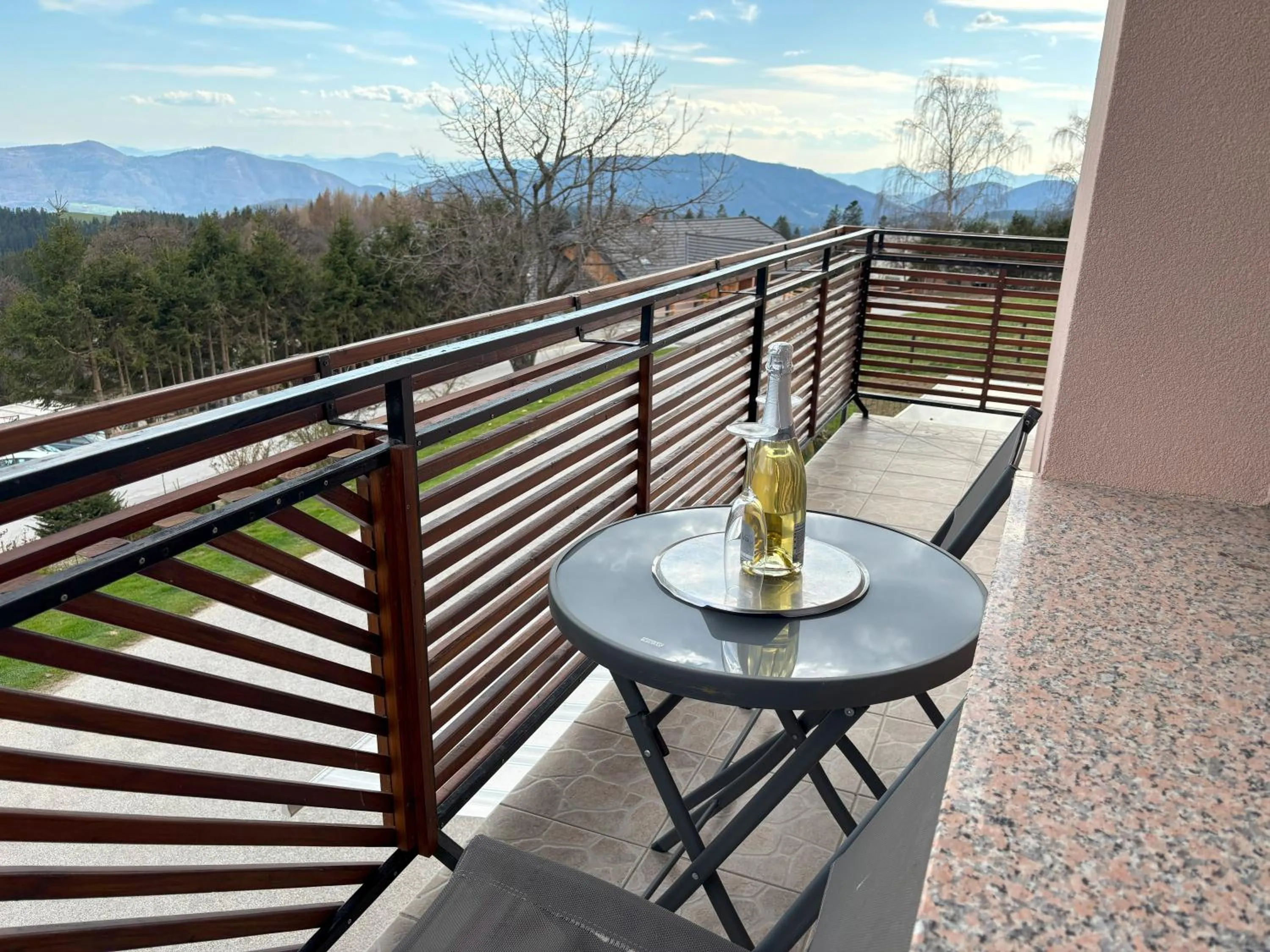 Day in Apartment Panorama