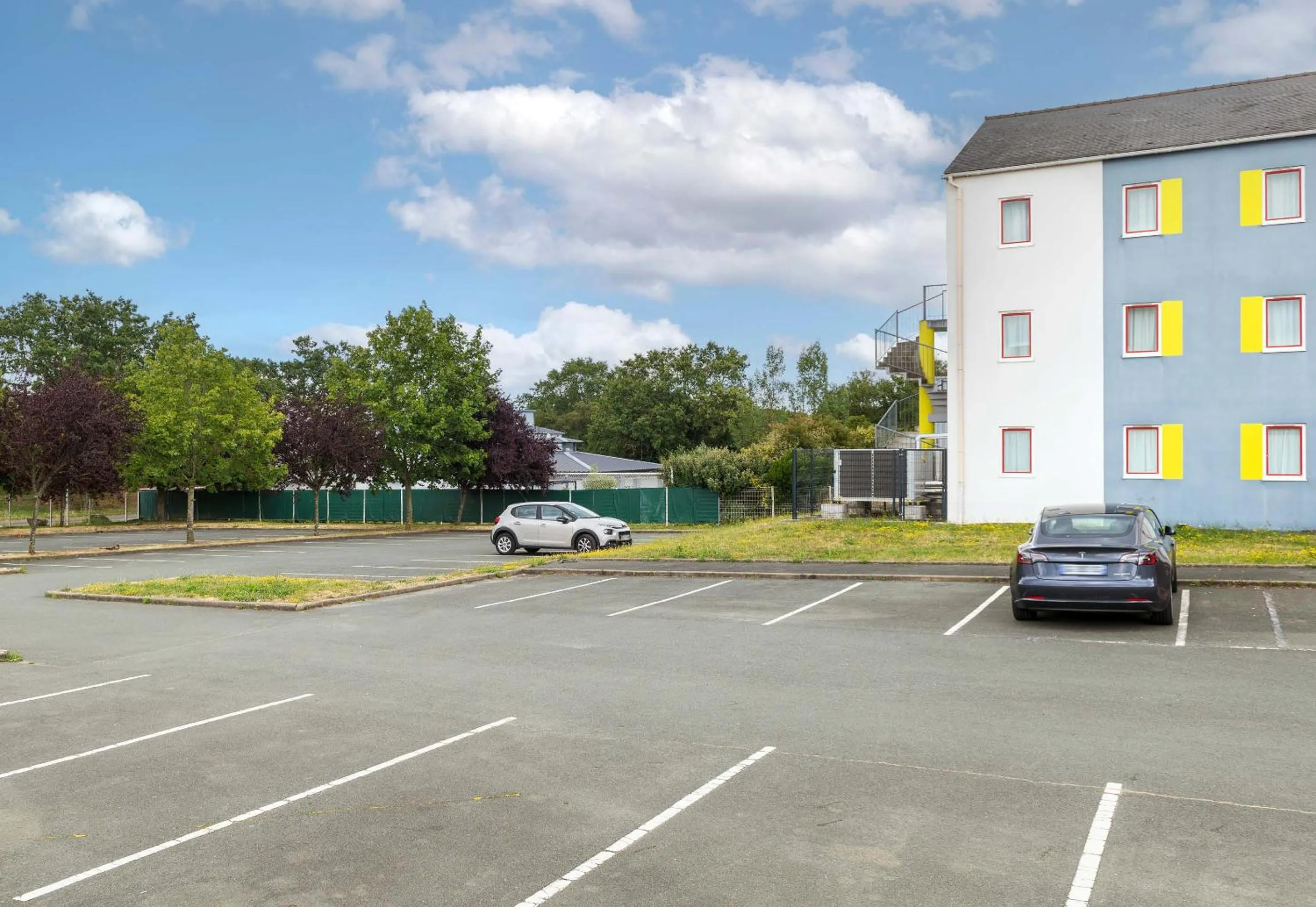 Parking in B&B HOTEL Angers 2 Université