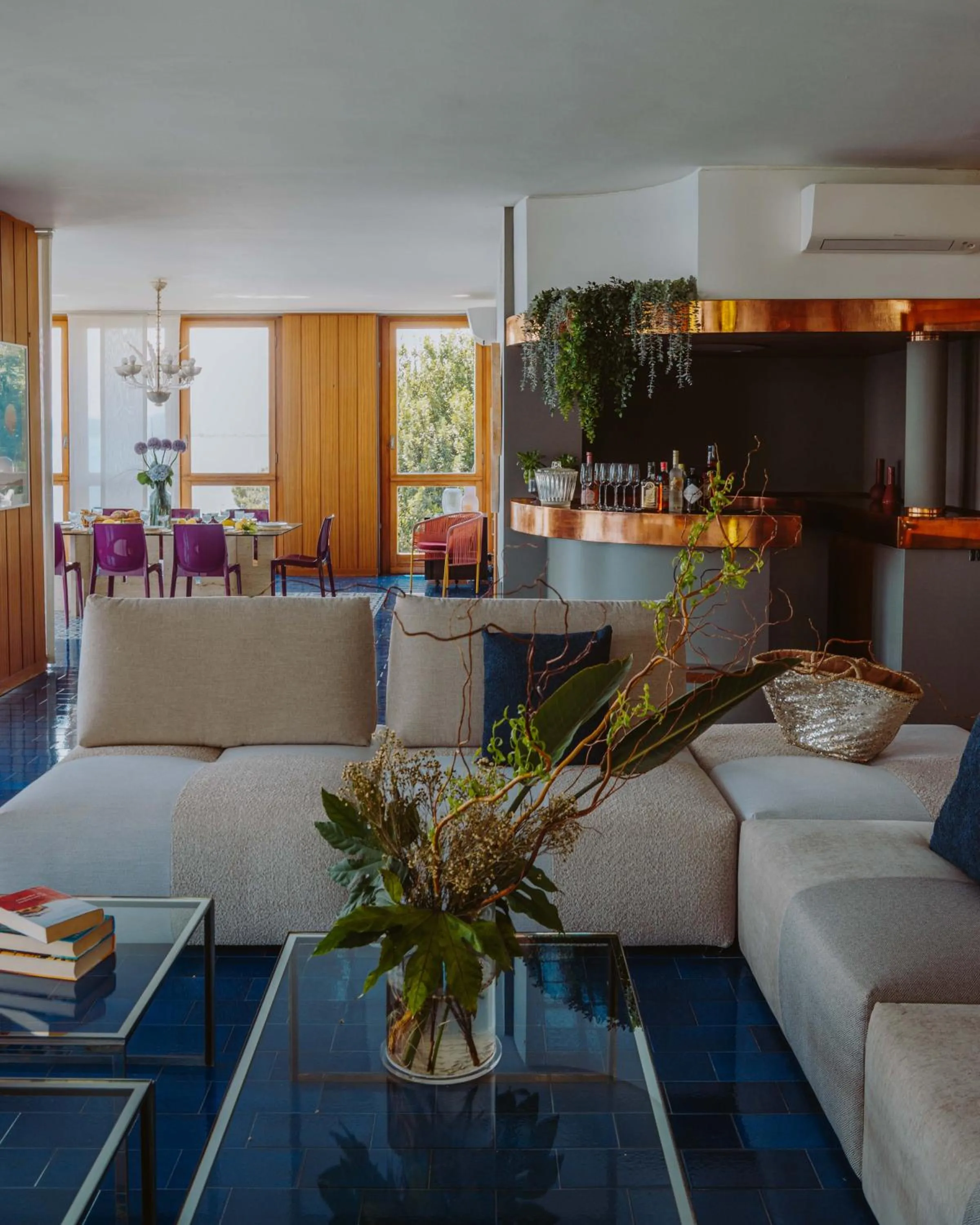 Living room in Holiday Garda Villa Dolcelago Lake Front